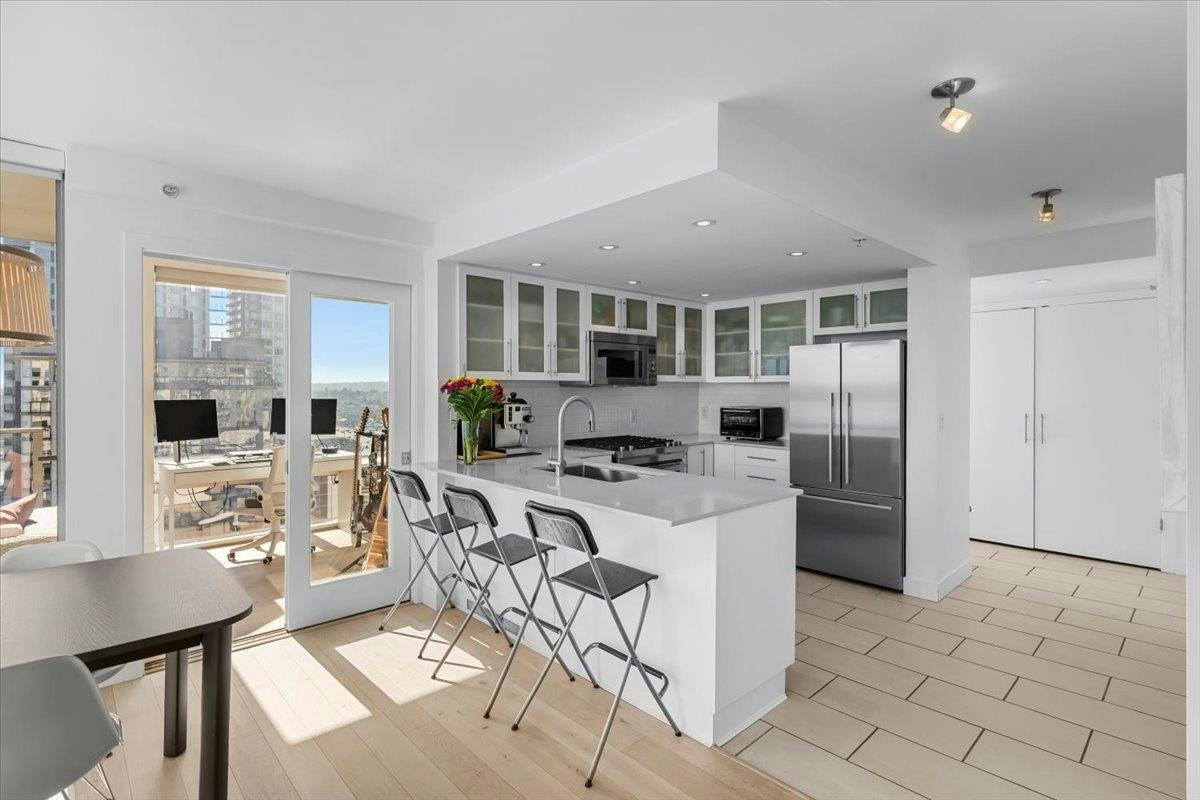 2303-1225 Richards Street, Vancouver, BC, V6B 1E6 - 6