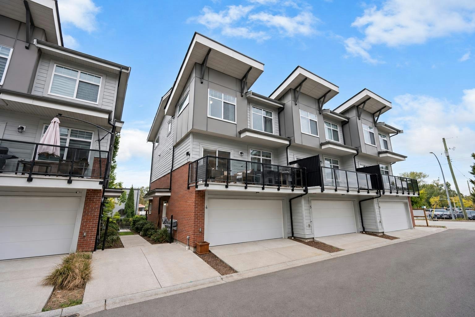 4-4771 224 Street, Langley, BC, V3A 3N5