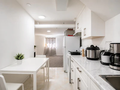 1303 Johnson Street - 4