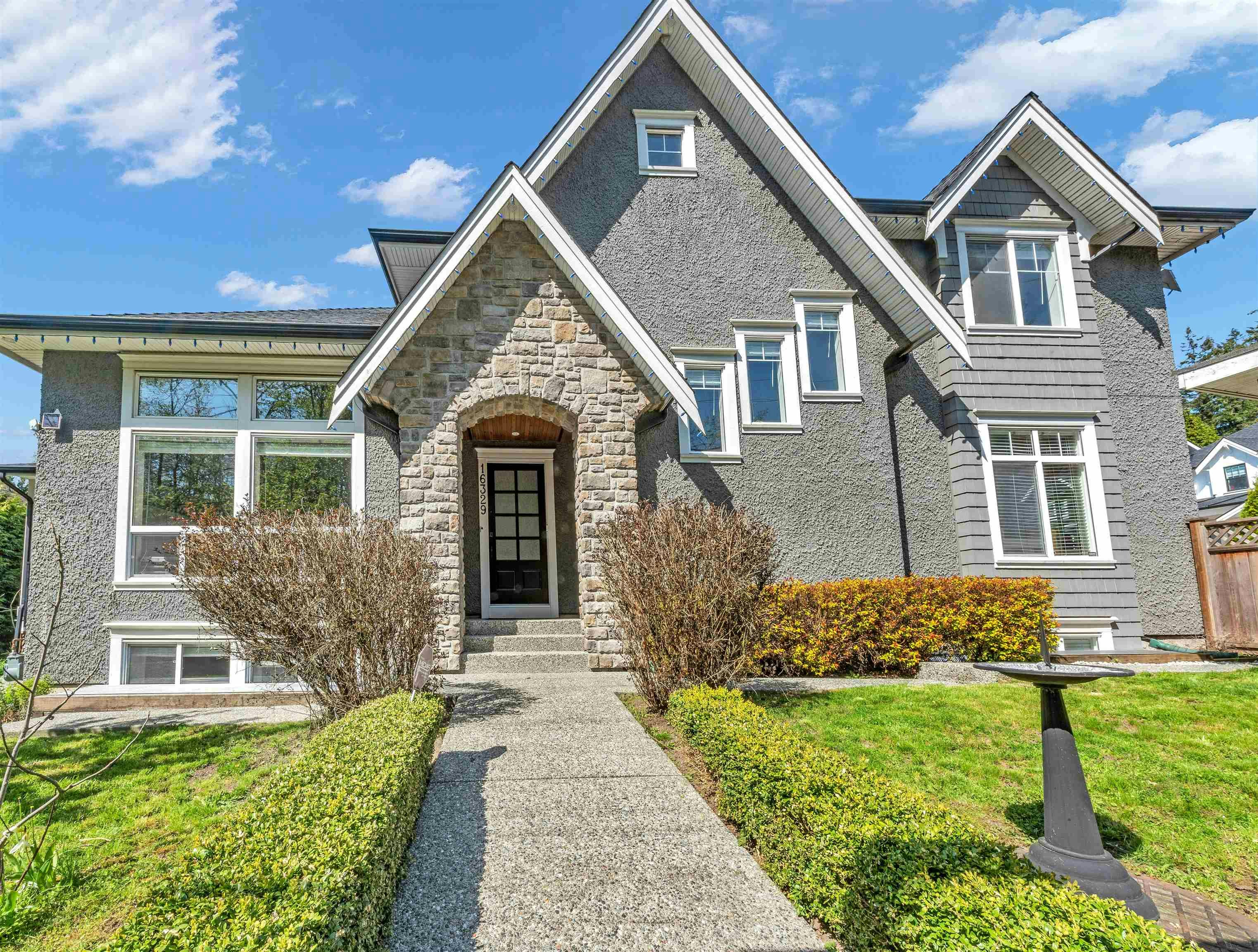 16329 8 Avenue, Surrey, BC, V4A 1A3