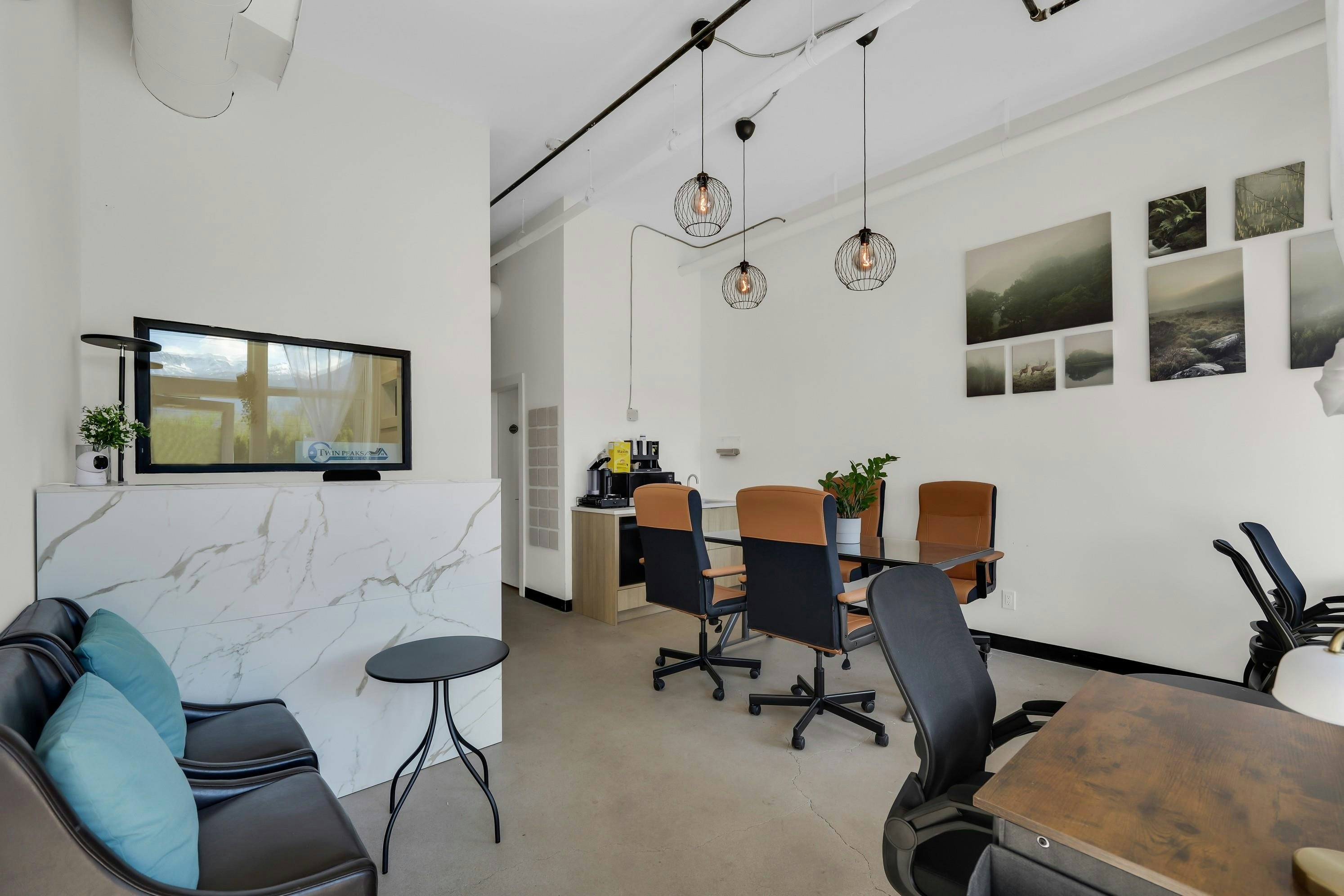 103-39767 Government Road - 4