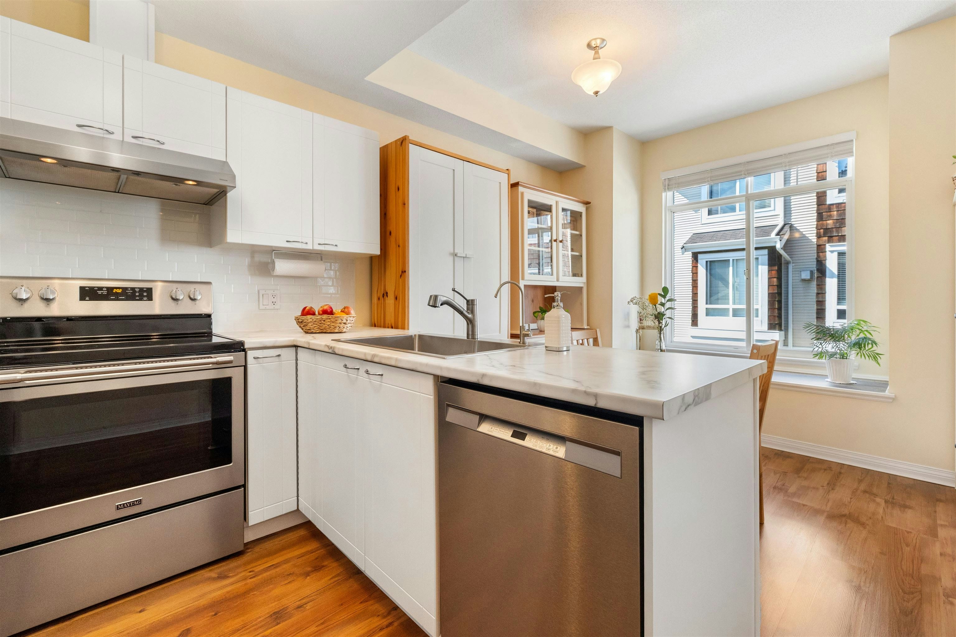 49-15030 58 Avenue, Surrey, BC, V3S 9G3 - 14
