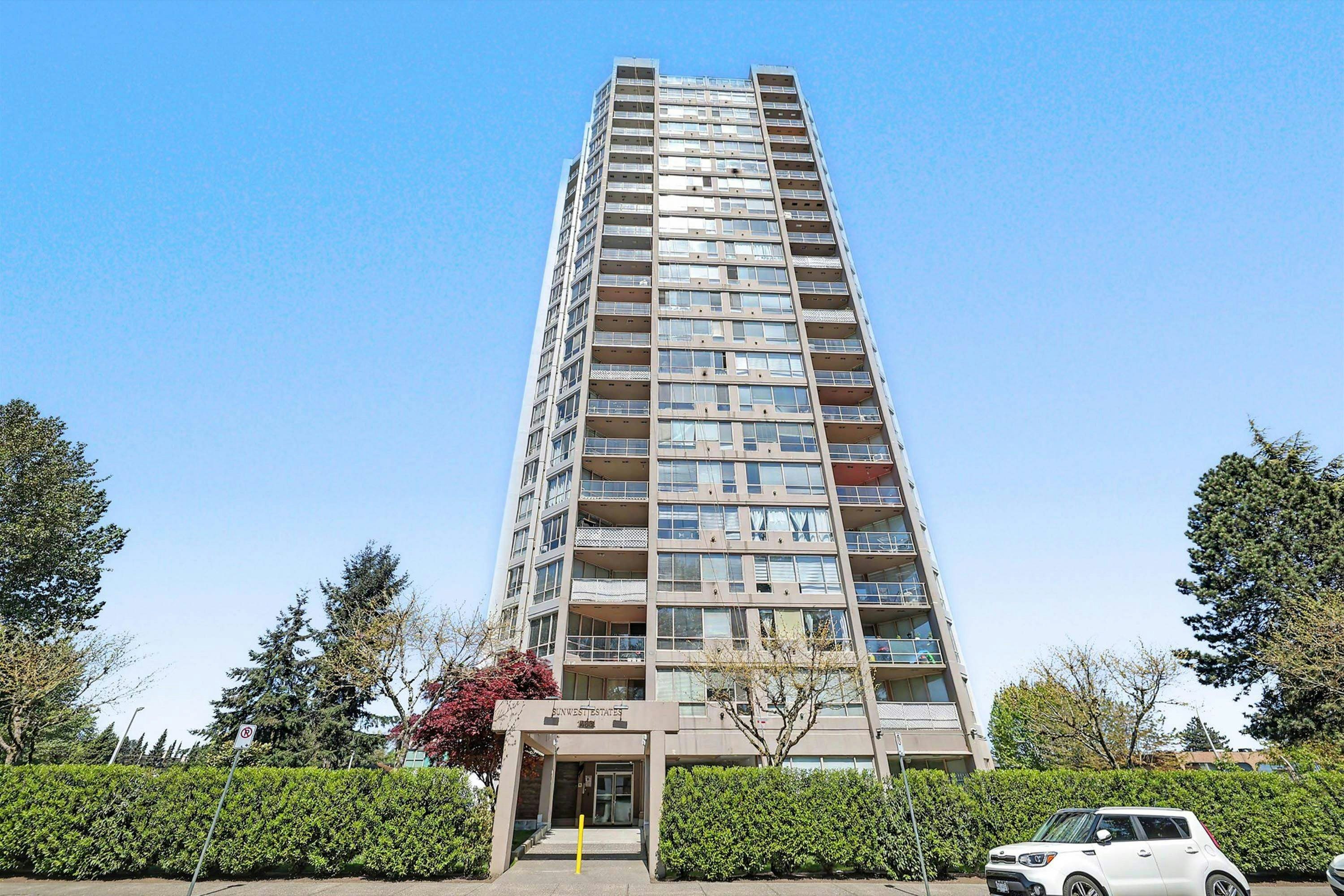 1701-14881 103a Avenue, Surrey, BC, V3R 0M5