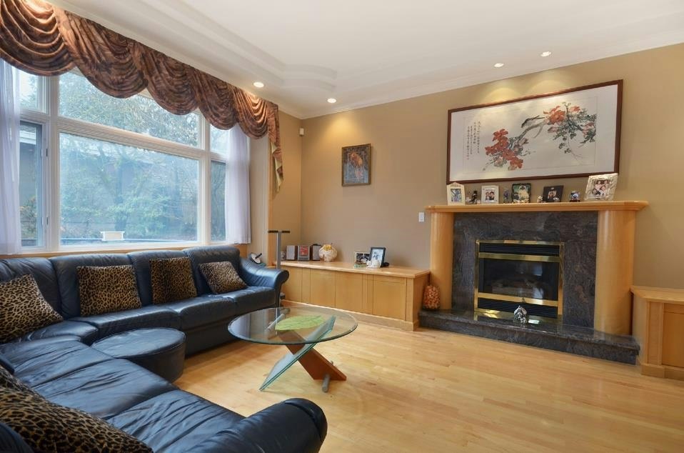 2208 W 34th Avenue, Vancouver, BC, V6M 1G6 - 3