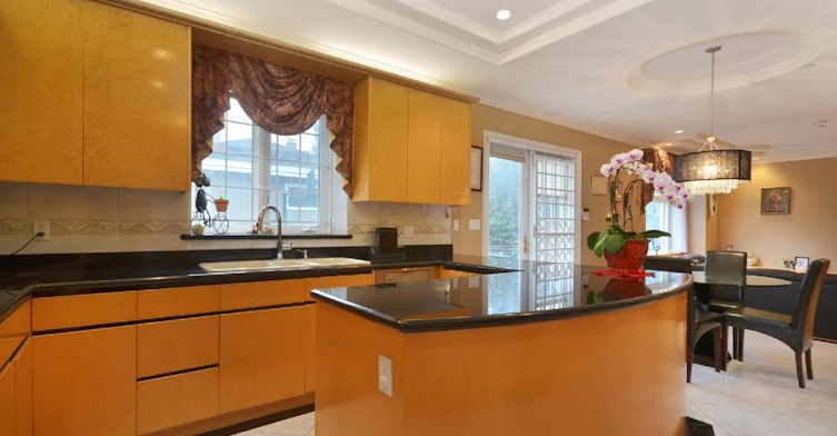 2208 W 34th Avenue, Vancouver, BC, V6M 1G6 - 7