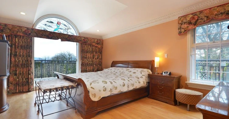 2208 W 34th Avenue, Vancouver, BC, V6M 1G6 - 5