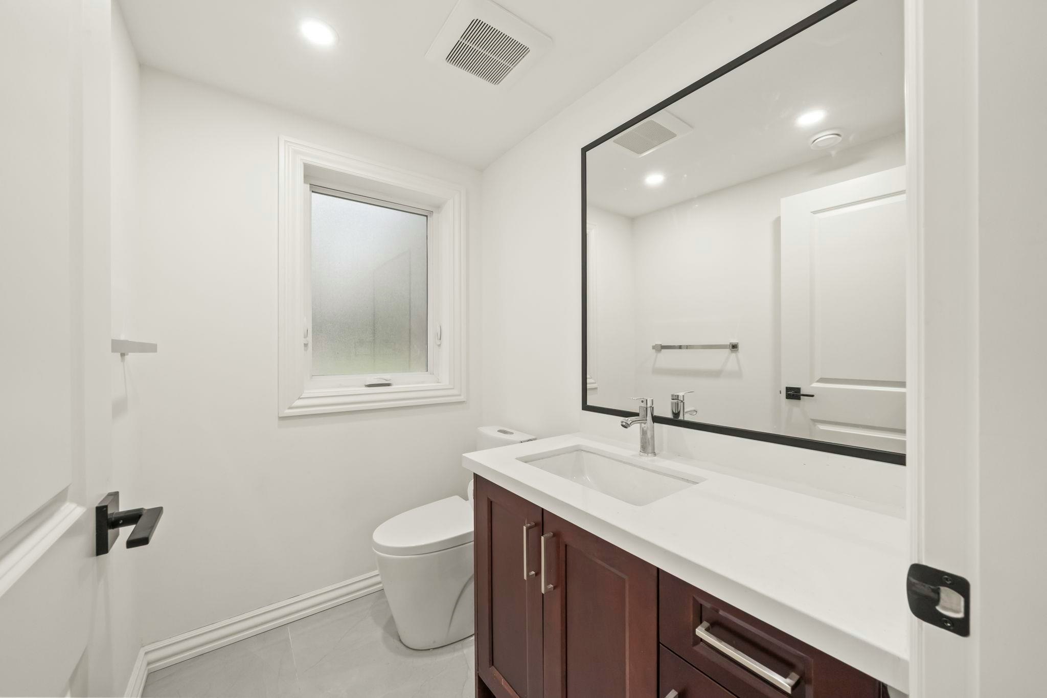 14389 26 Avenue, Surrey, BC, V4P 2G8 - 14