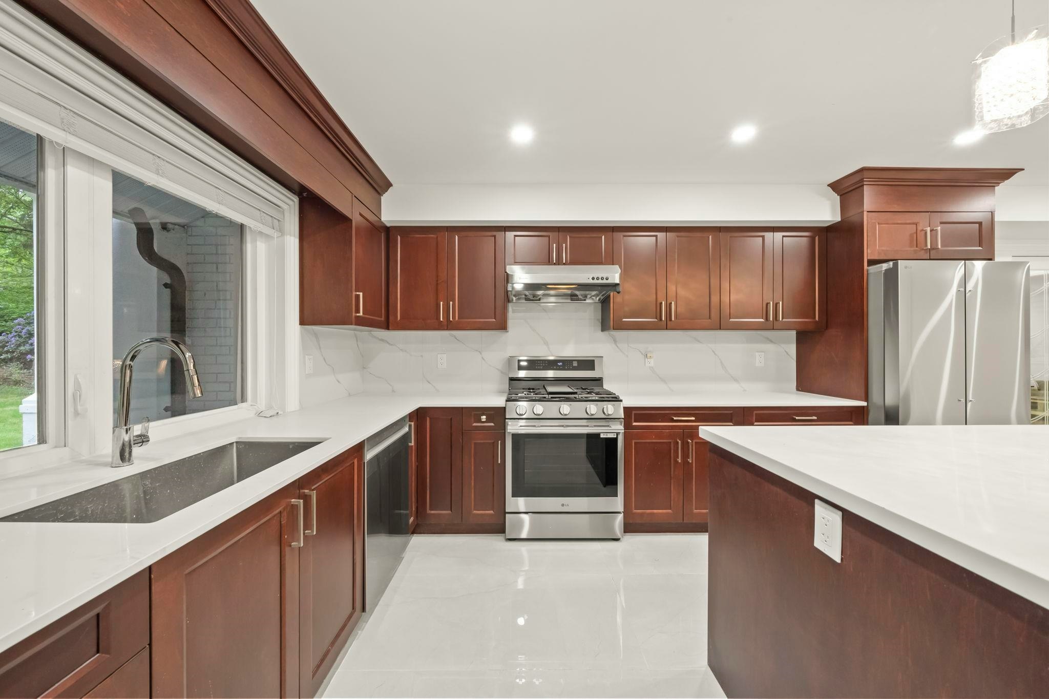 14389 26 Avenue, Surrey, BC, V4P 2G8 - 12