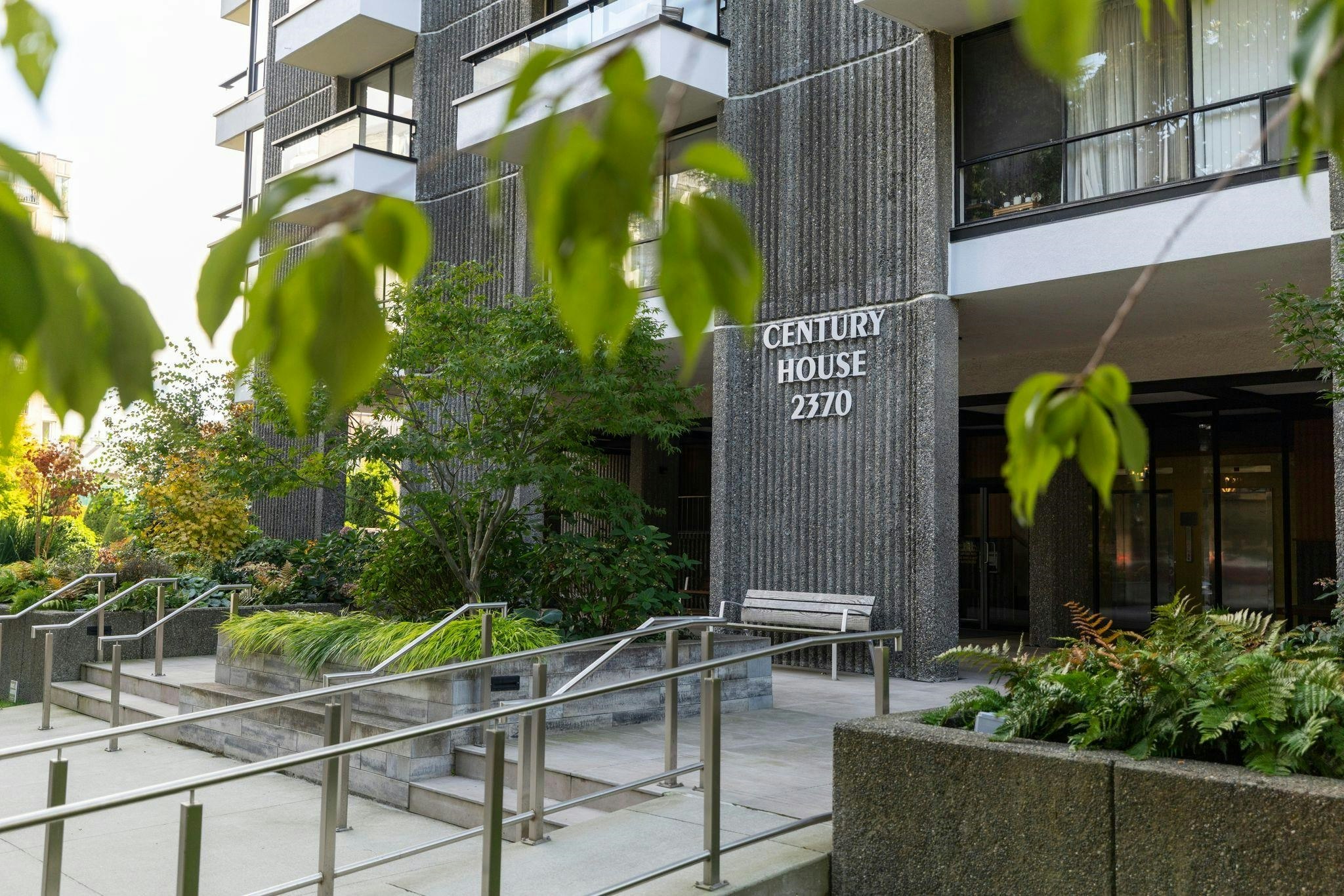 902-2370 W 2nd Avenue, Vancouver, BC, V6K 1J2 - 21