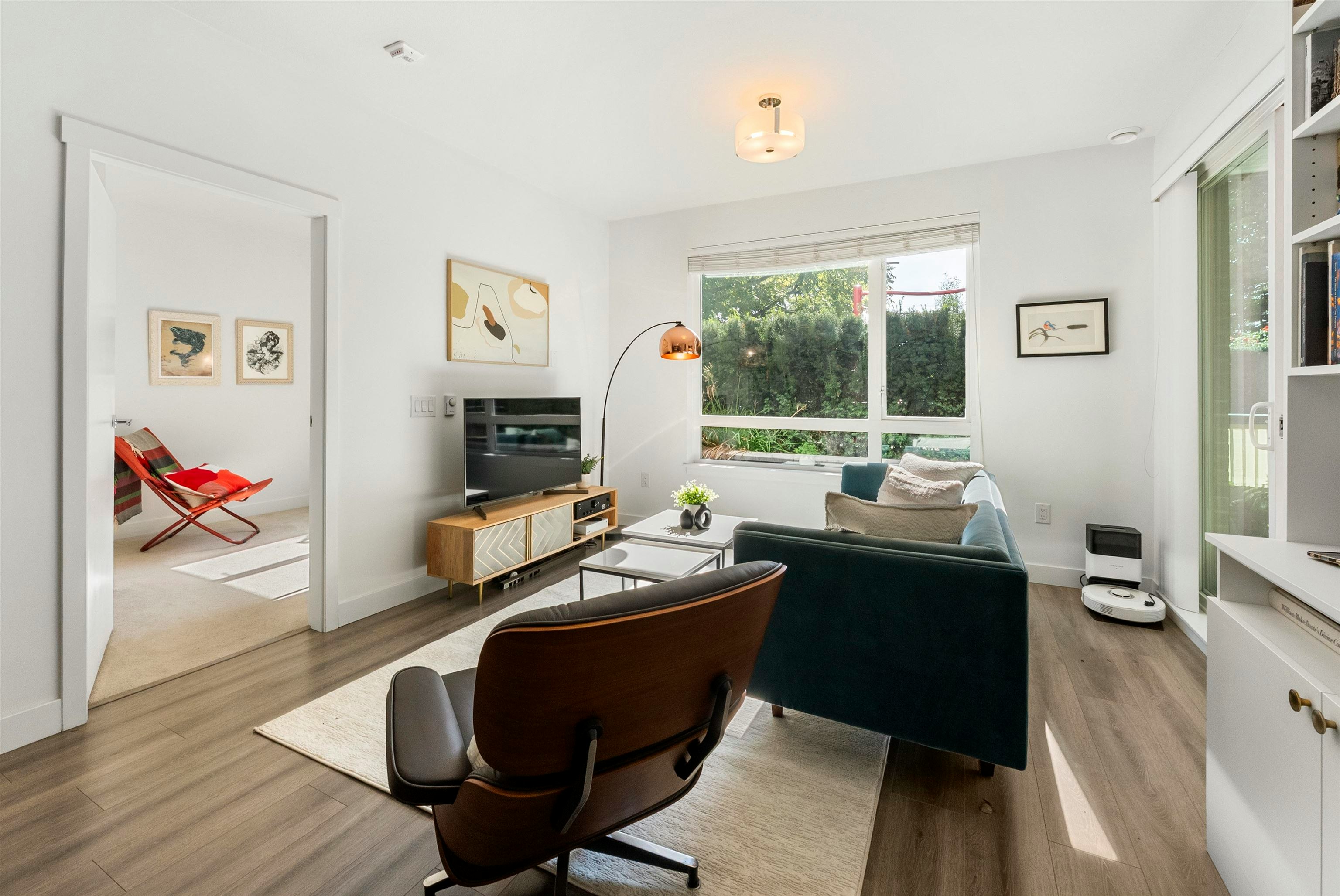 116-2382 Atkins Avenue - 3