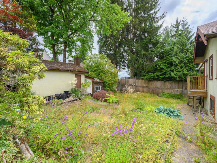 931 Second Street, New Westminster, BC, V3L 2N8 - 35