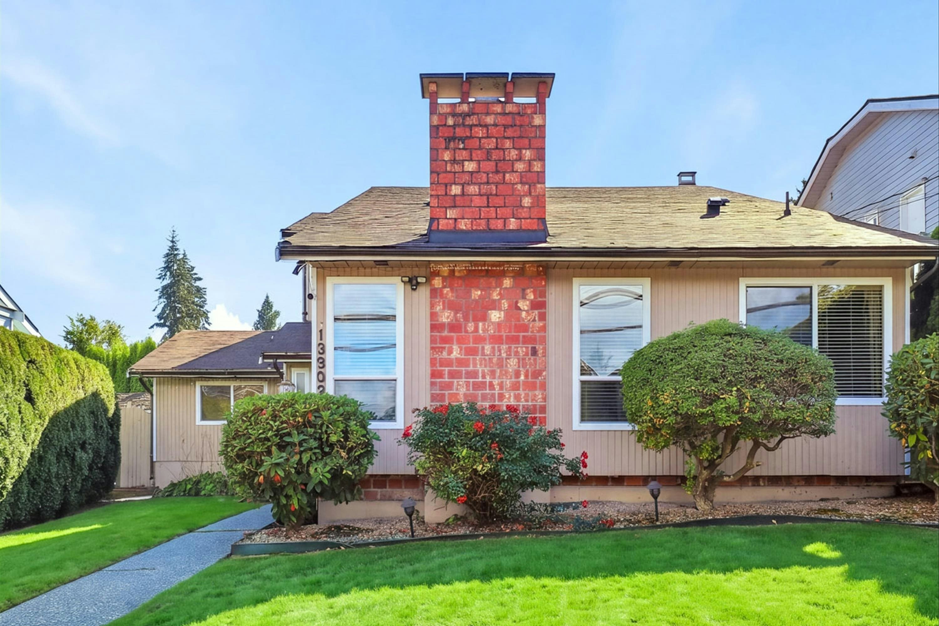 13902 80 Avenue - 2