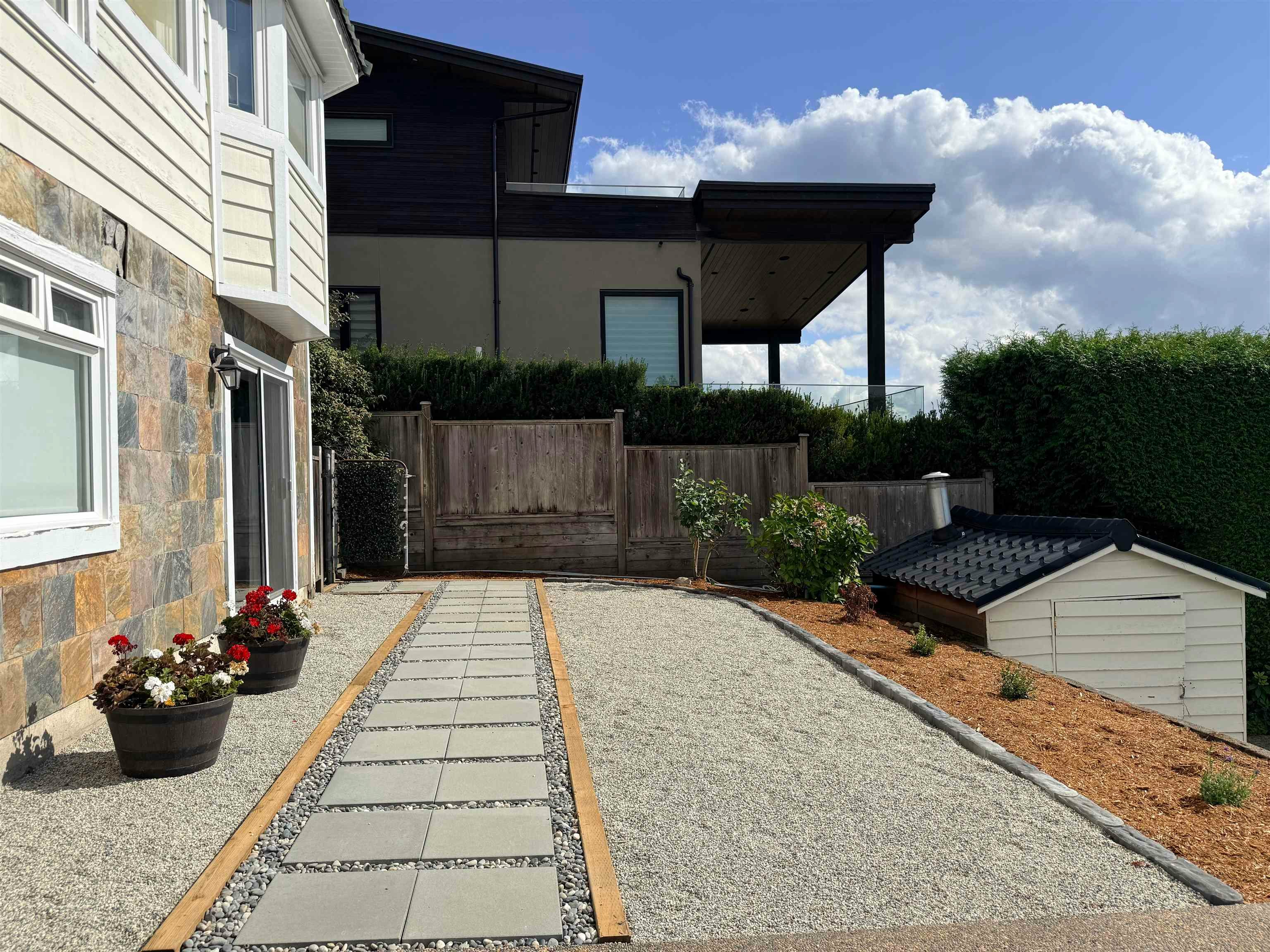 1480 Tyrol Road, West Vancouver, BC, V6S 0L6