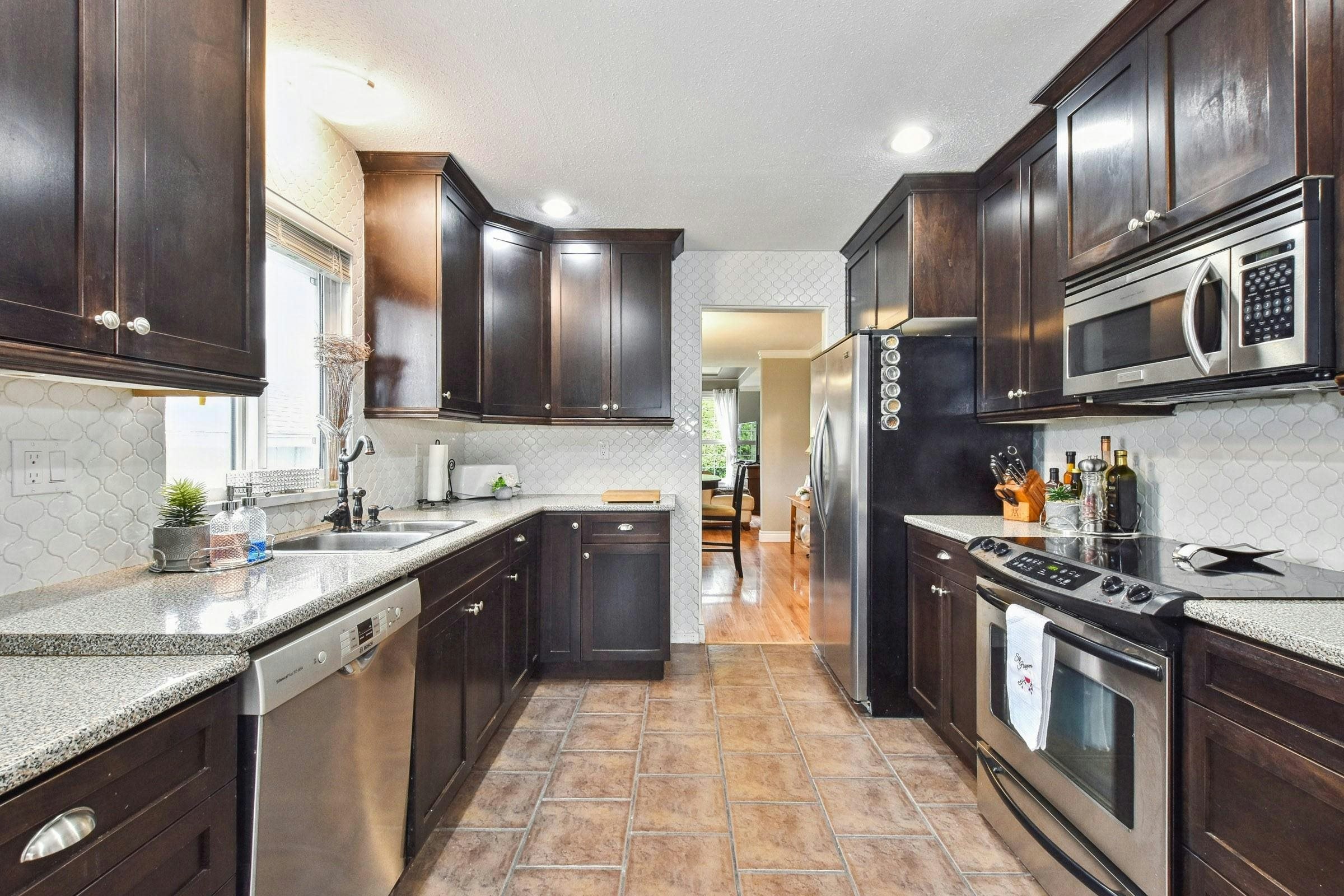 7461 Murray Street, Mission, BC, V2V 4A8 - 11