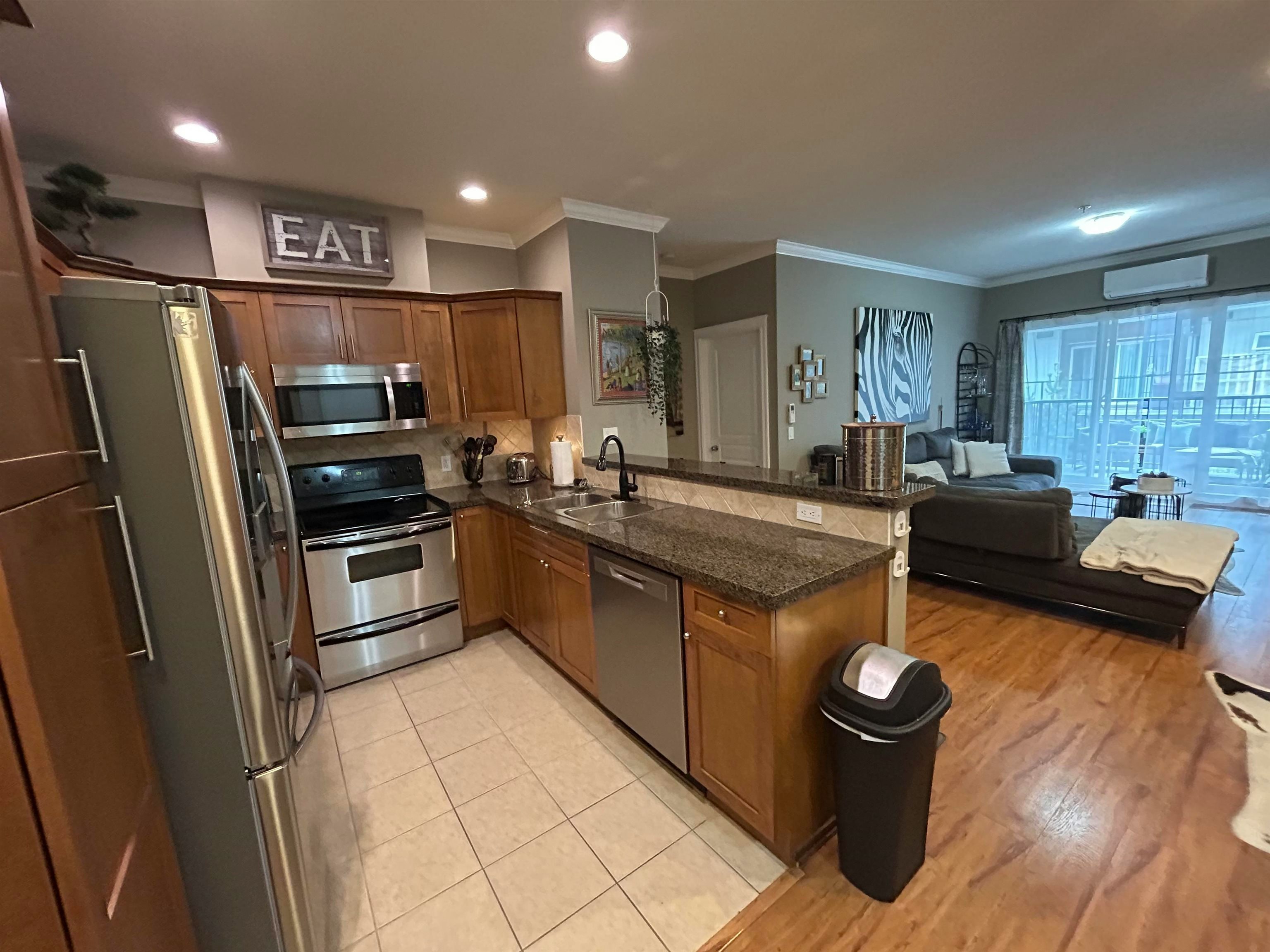 305-12090 227th Street, Maple Ridge, BC, V2X 6J5 - 3