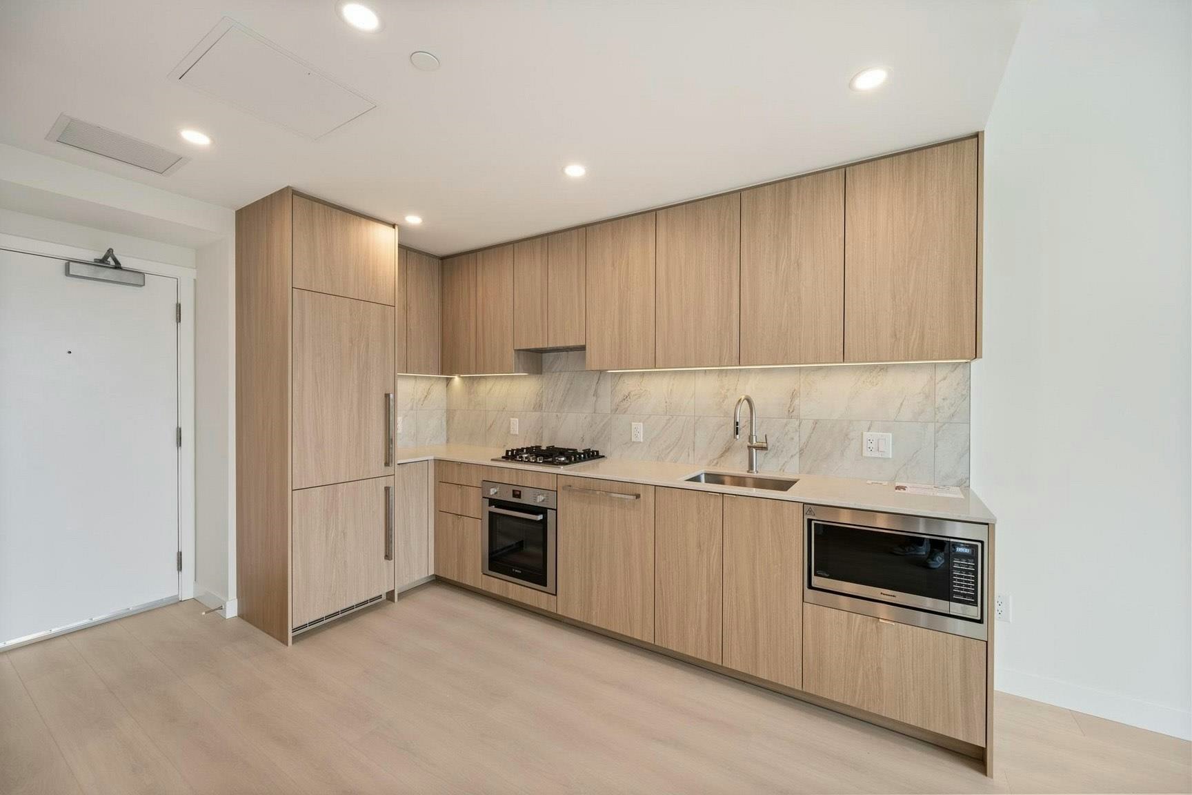2XXX-626 Claremont Street, Coquitlam, BC, V3J 0T1 - 4