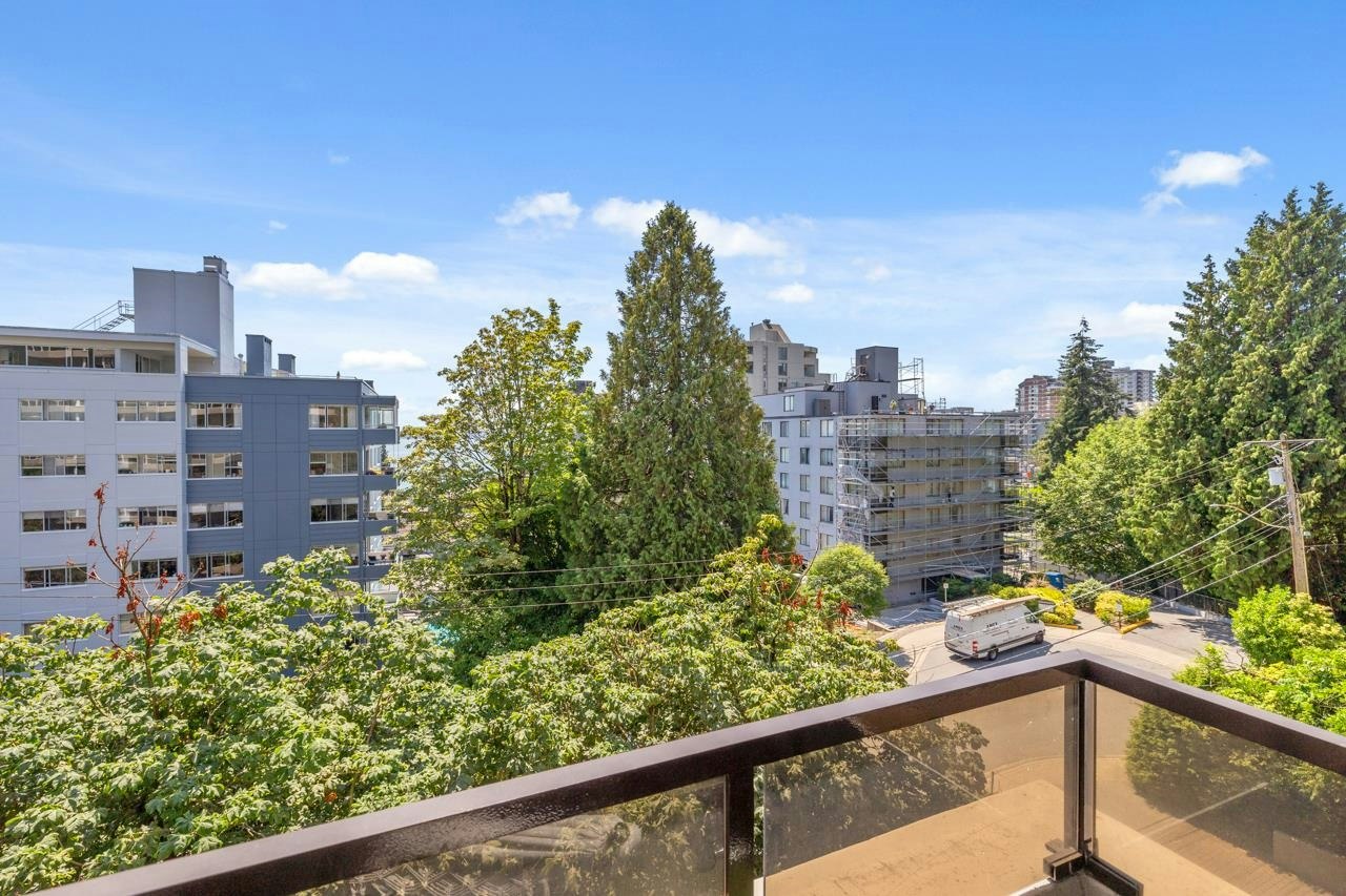 1737 Duchess Avenue, West Vancouver, BC, V7V 1P8 - 21