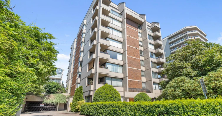 1737 Duchess Avenue, West Vancouver, BC, V7V 1P8
