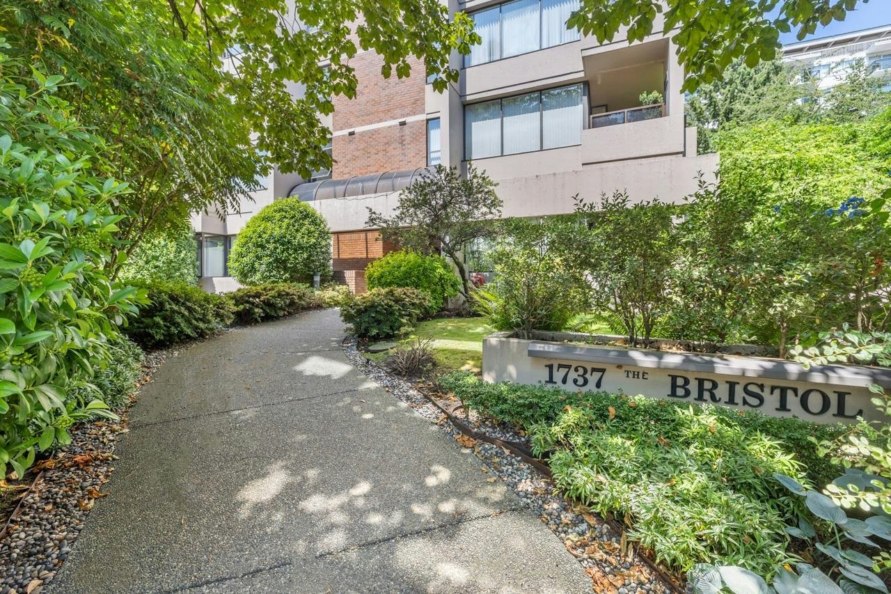 1737 Duchess Avenue, West Vancouver, BC, V7V 1P8 - 2