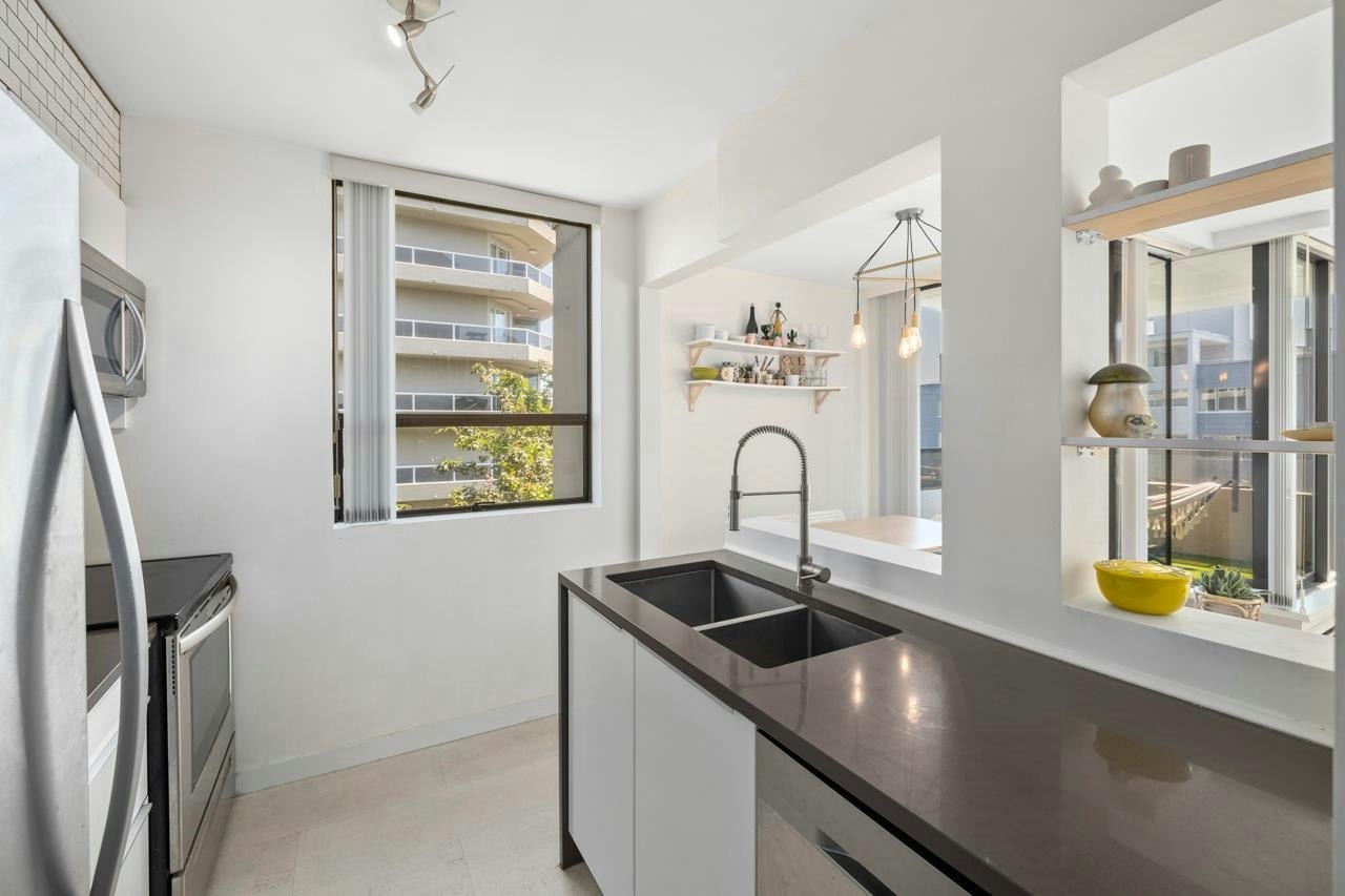 1737 Duchess Avenue, West Vancouver, BC, V7V 1P8 - 13