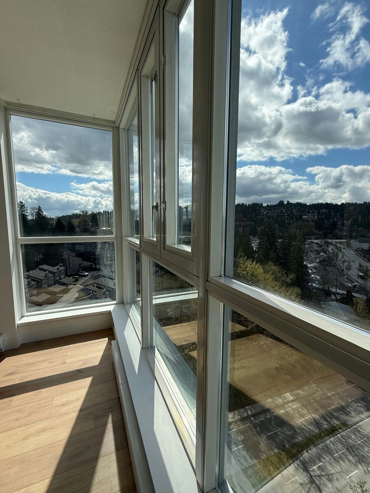 1603-235 Guildford Way, Port Moody, BC, V3H 5L8 - 5