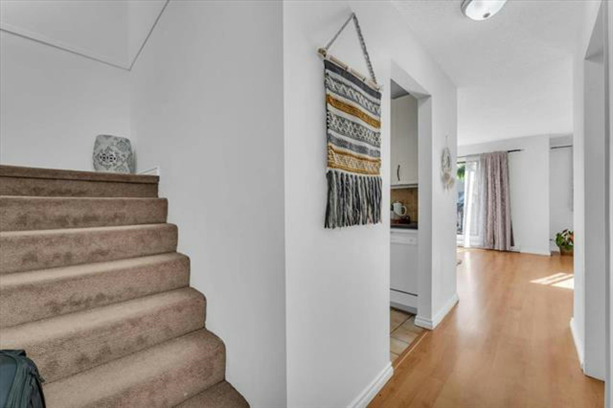3295 Mountain Highway, North Vancouver, BC, V7K 2H4 - 10
