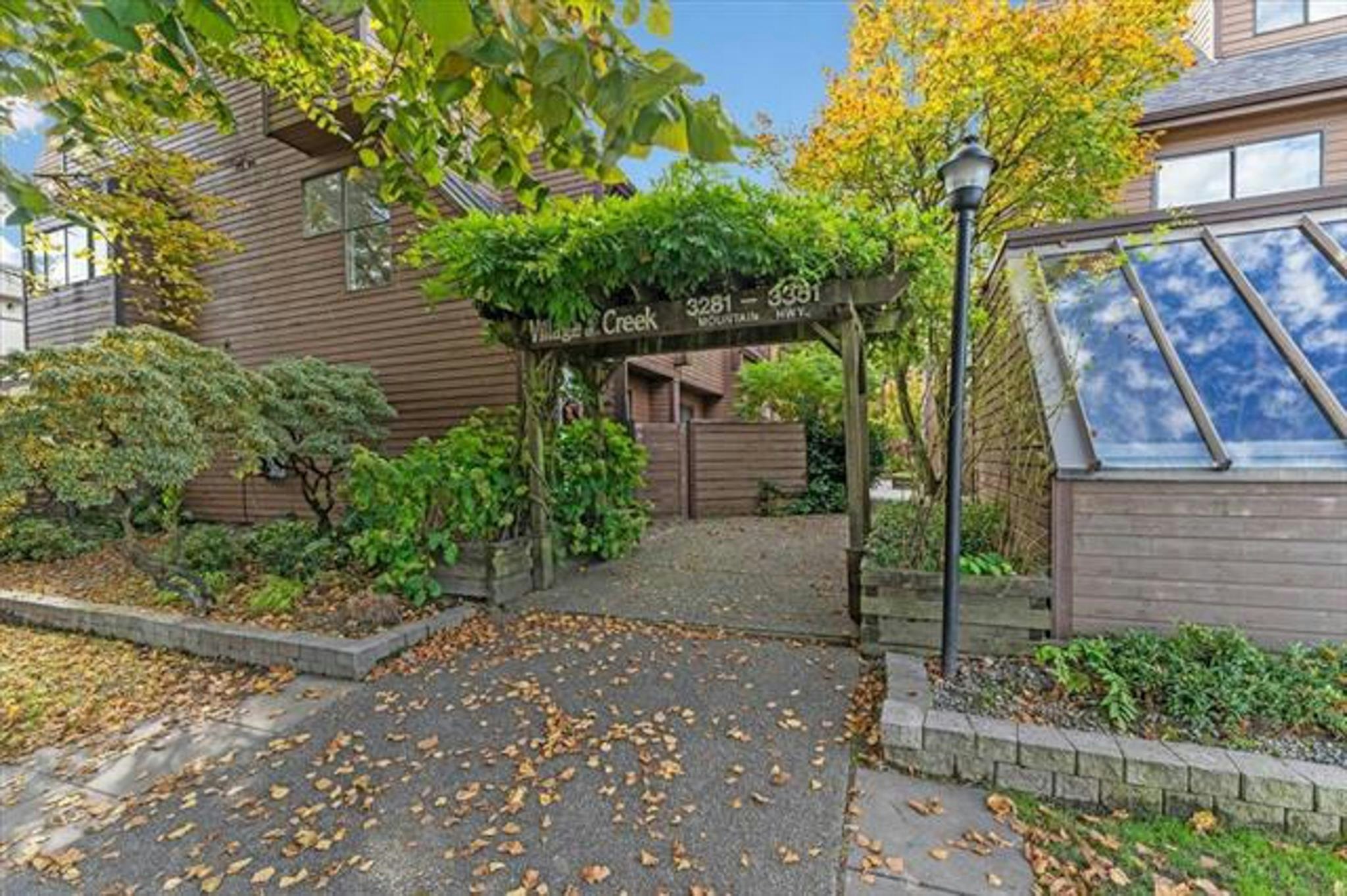 3295 Mountain Highway, North Vancouver, BC, V7K 2H4