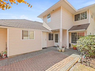 109-12163 68 Avenue - 2