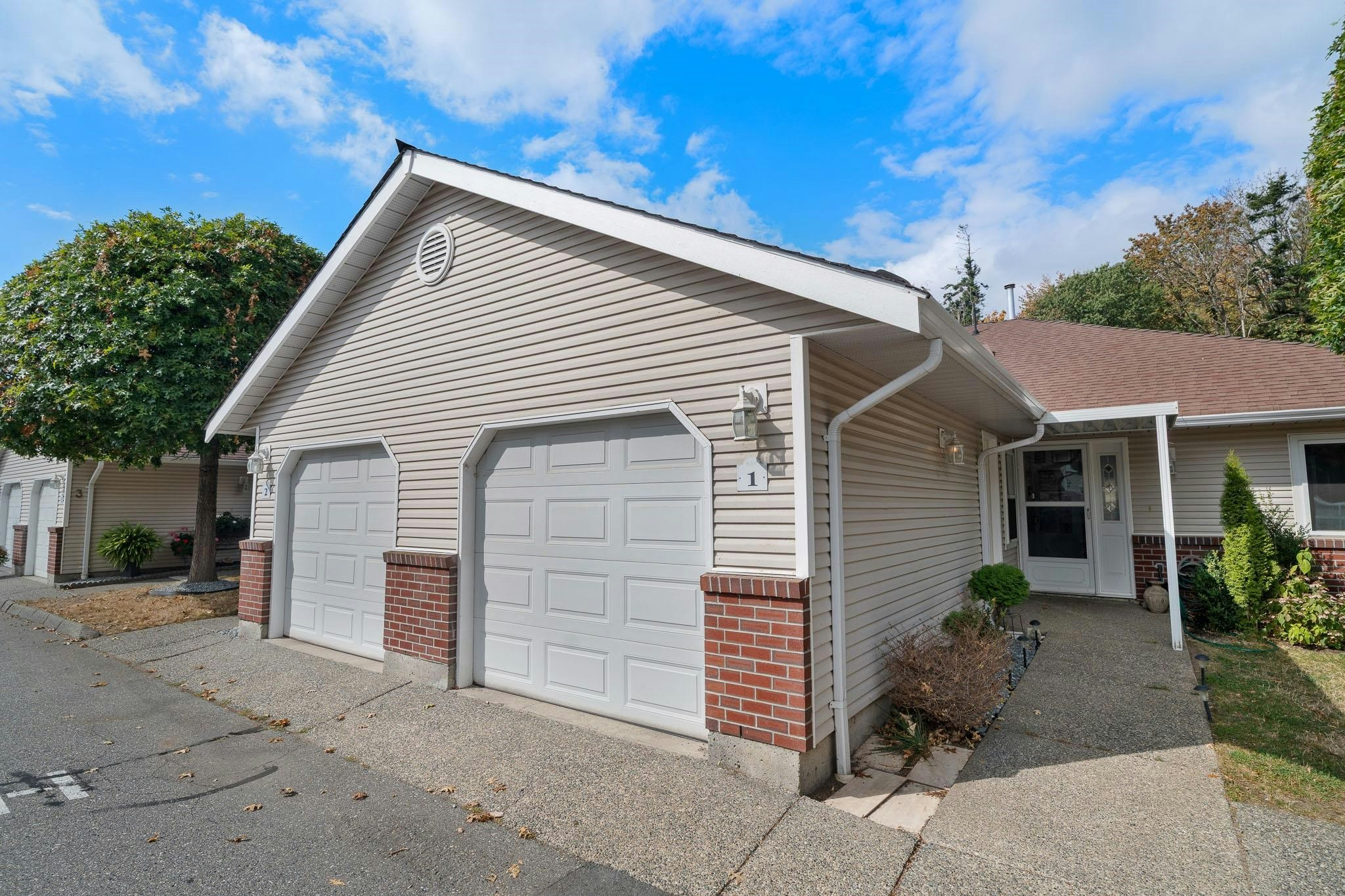 1-2081 Winfield Drive, Abbotsford, BC, V3G 1C7
