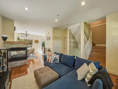 2990 Chesterfield Avenue - 5