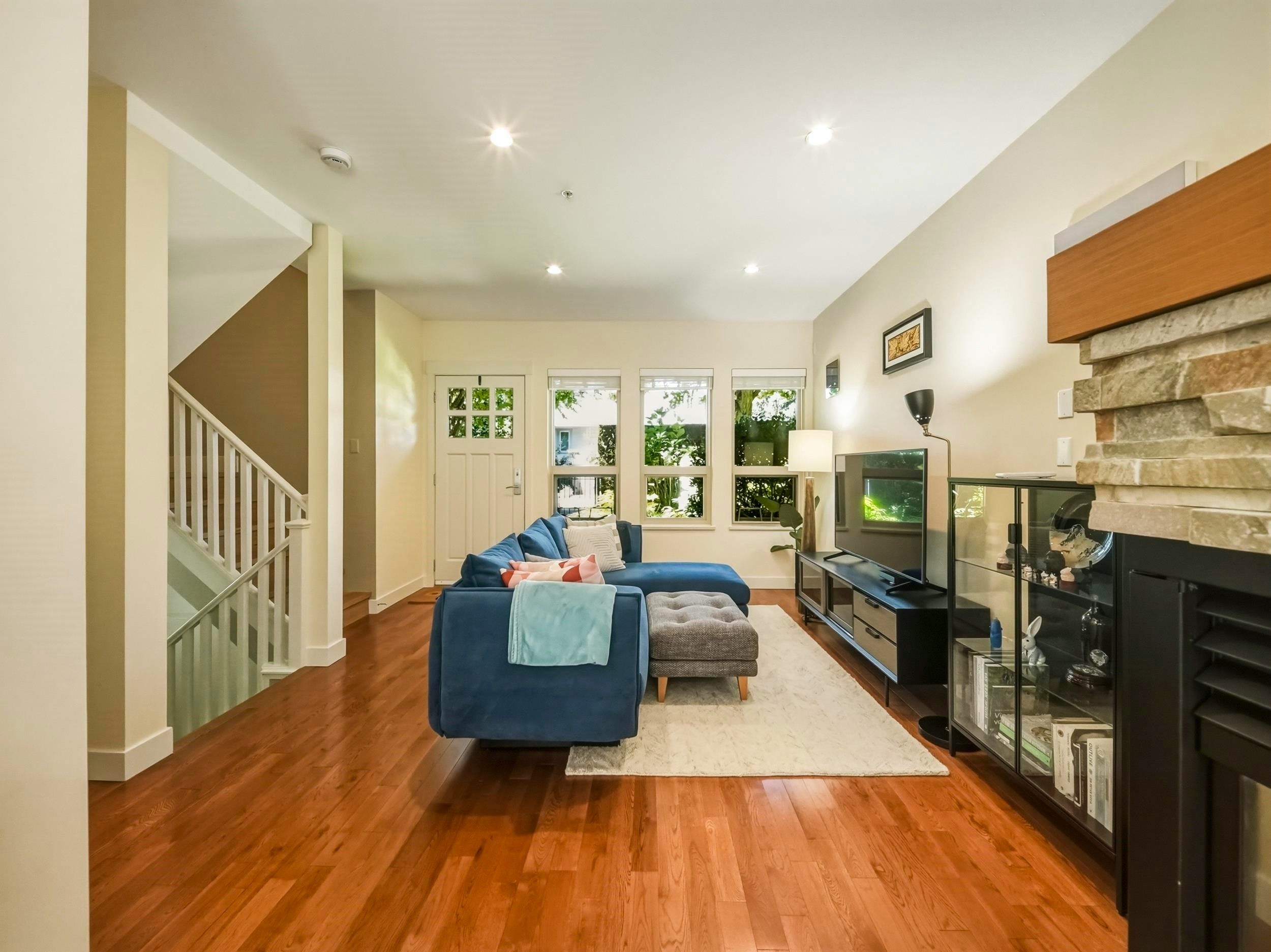 2990 Chesterfield Avenue - 3