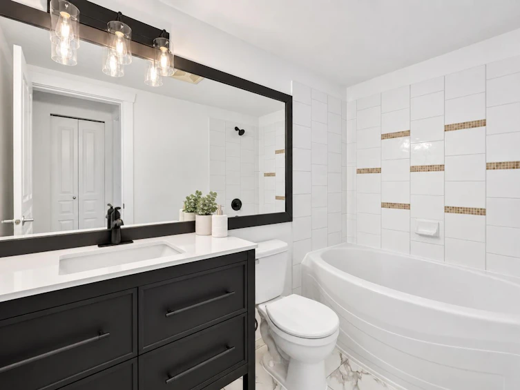 303-2998 Silver Springs Boulevard, Coquitlam, BC, V3E 3R7 - 29