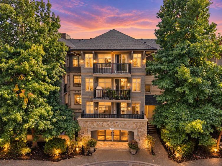 303-2998 Silver Springs Boulevard, Coquitlam, BC, V3E 3R7