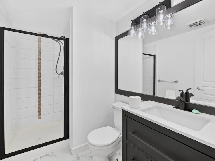303-2998 Silver Springs Boulevard, Coquitlam, BC, V3E 3R7 - 26