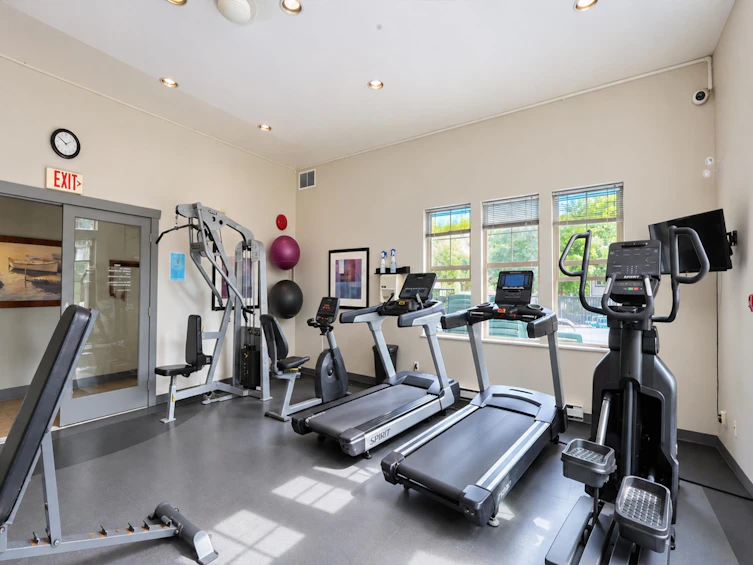 303-2998 Silver Springs Boulevard, Coquitlam, BC, V3E 3R7 - 32