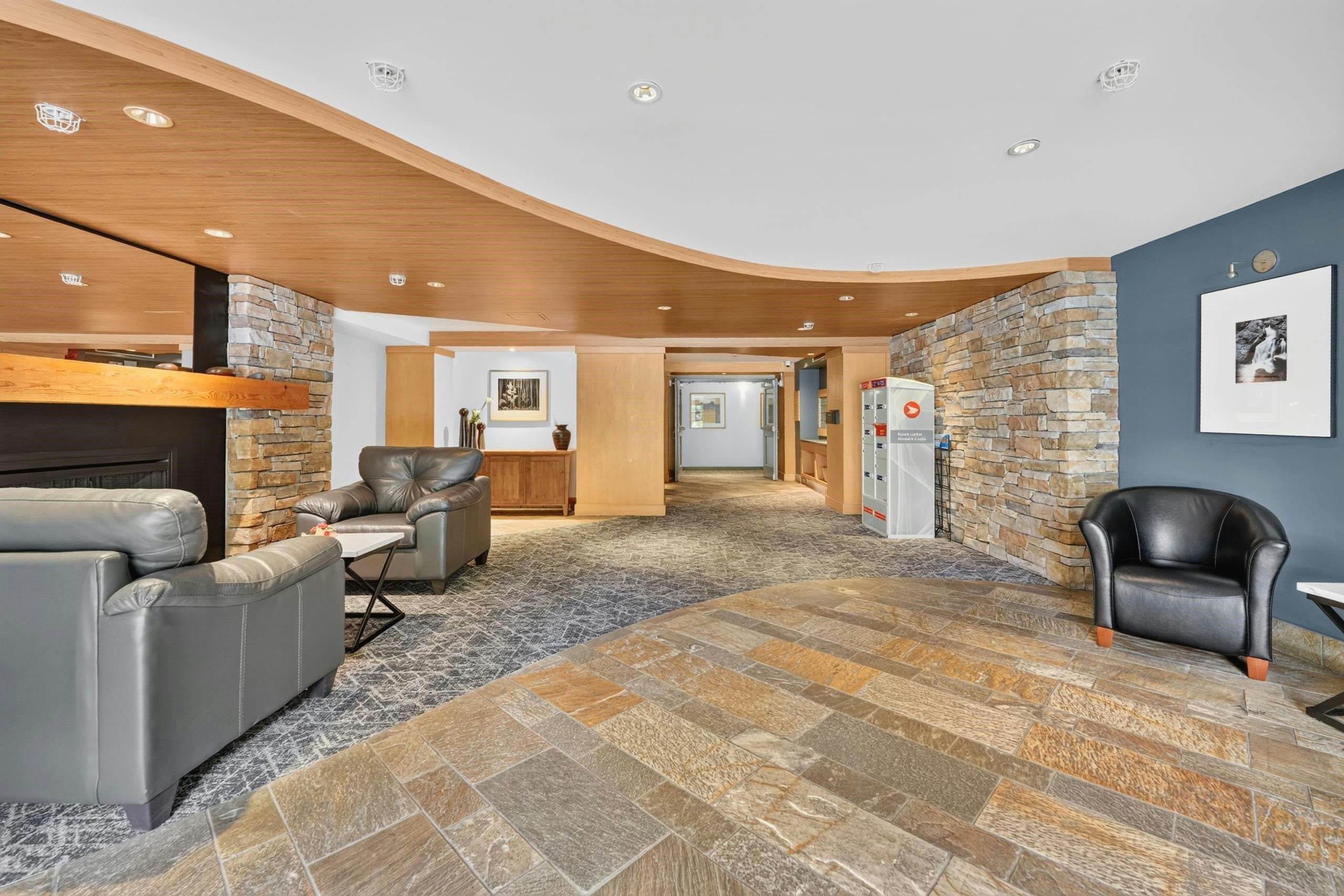 303-2998 Silver Springs Boulevard, Coquitlam, BC, V3E 3R7 - 33