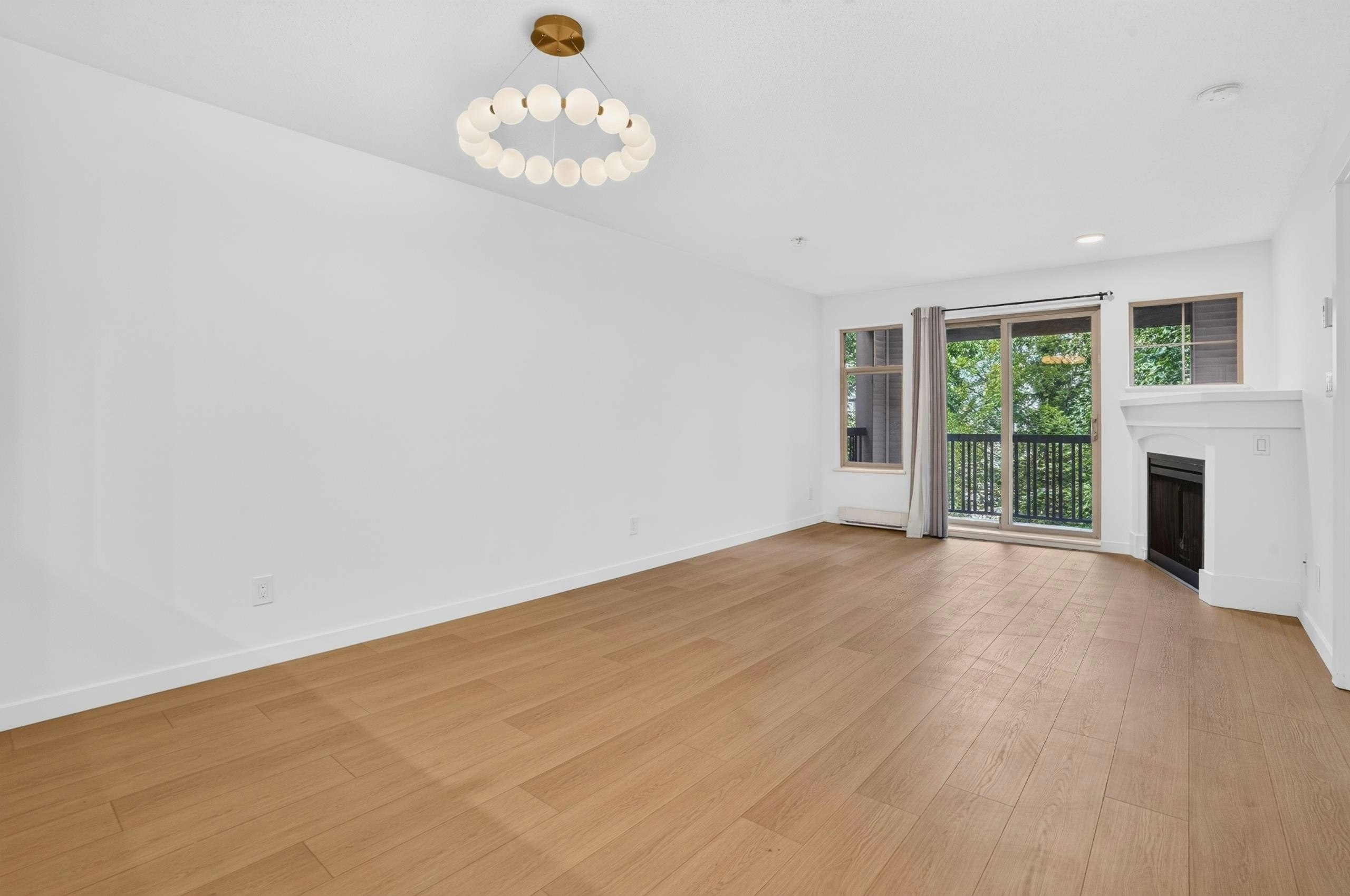 303-2998 Silver Springs Boulevard, Coquitlam, BC, V3E 3R7 - 17