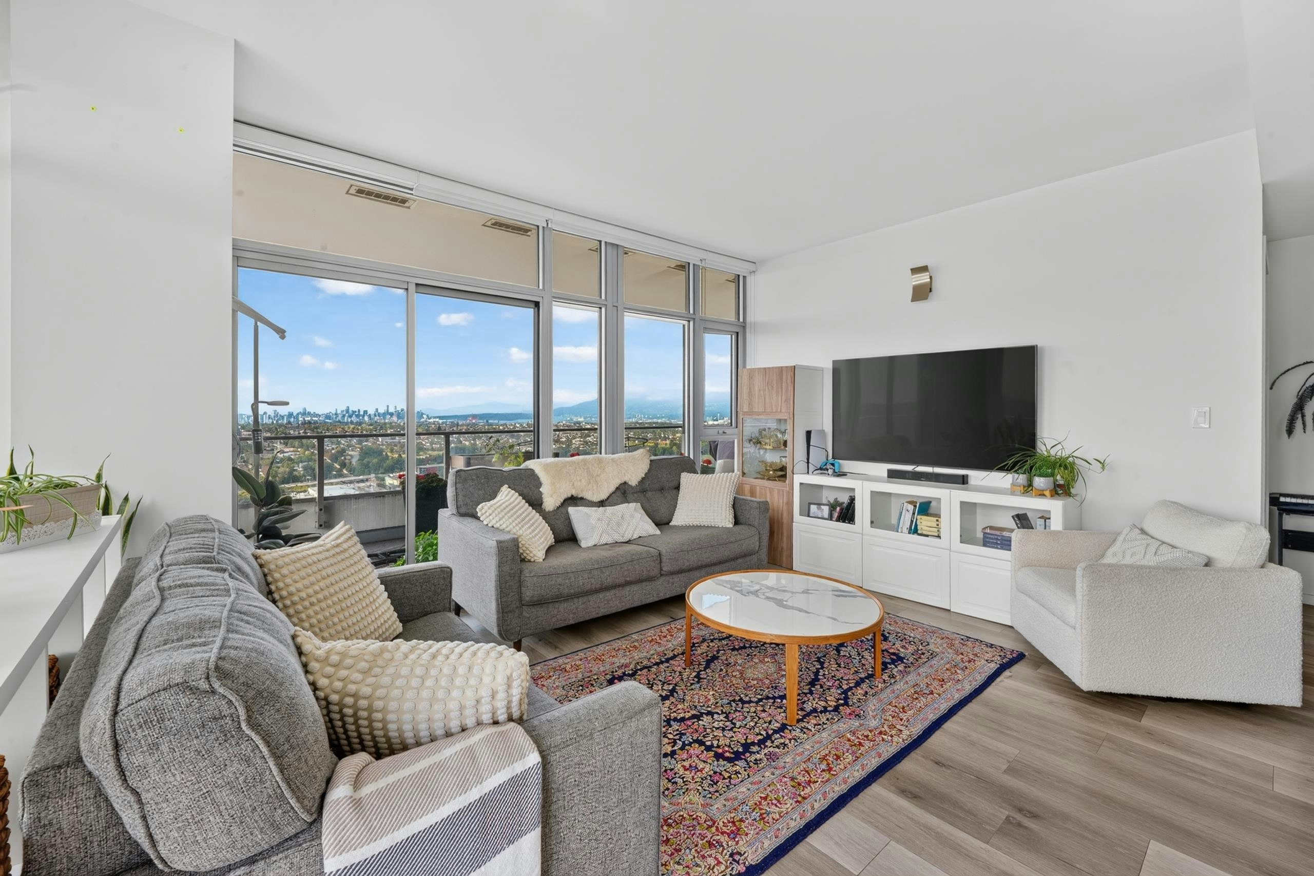 3606-1888 Gilmore Avenue - 3