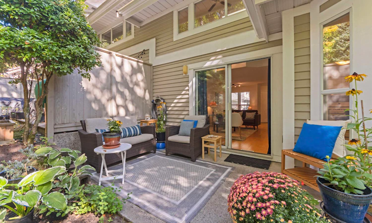 49-650 Roche Point Drive