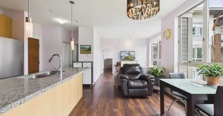 15918 26 Avenue, Surrey, BC, V3Z 5K3