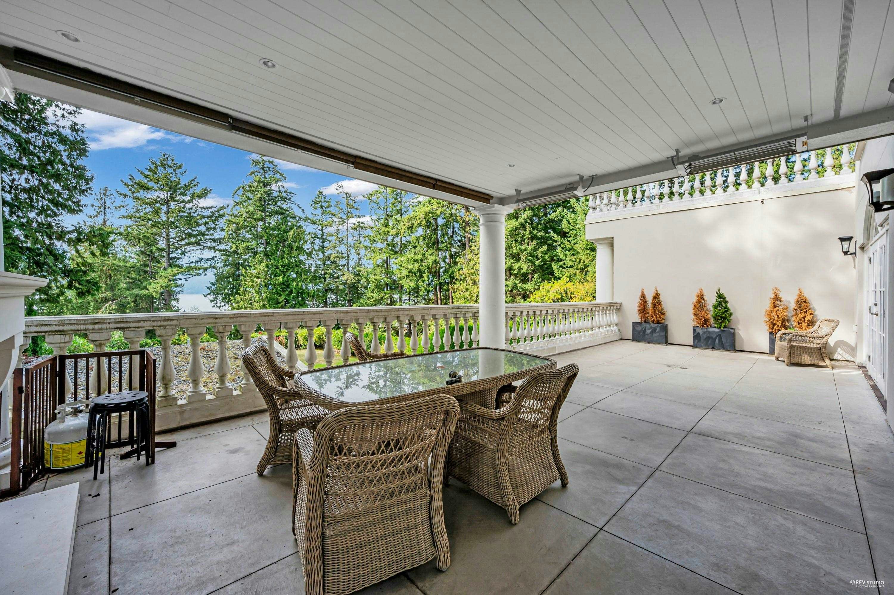 6089 Gleneagles Drive, West Vancouver, BC, V7W 1W1 - 10
