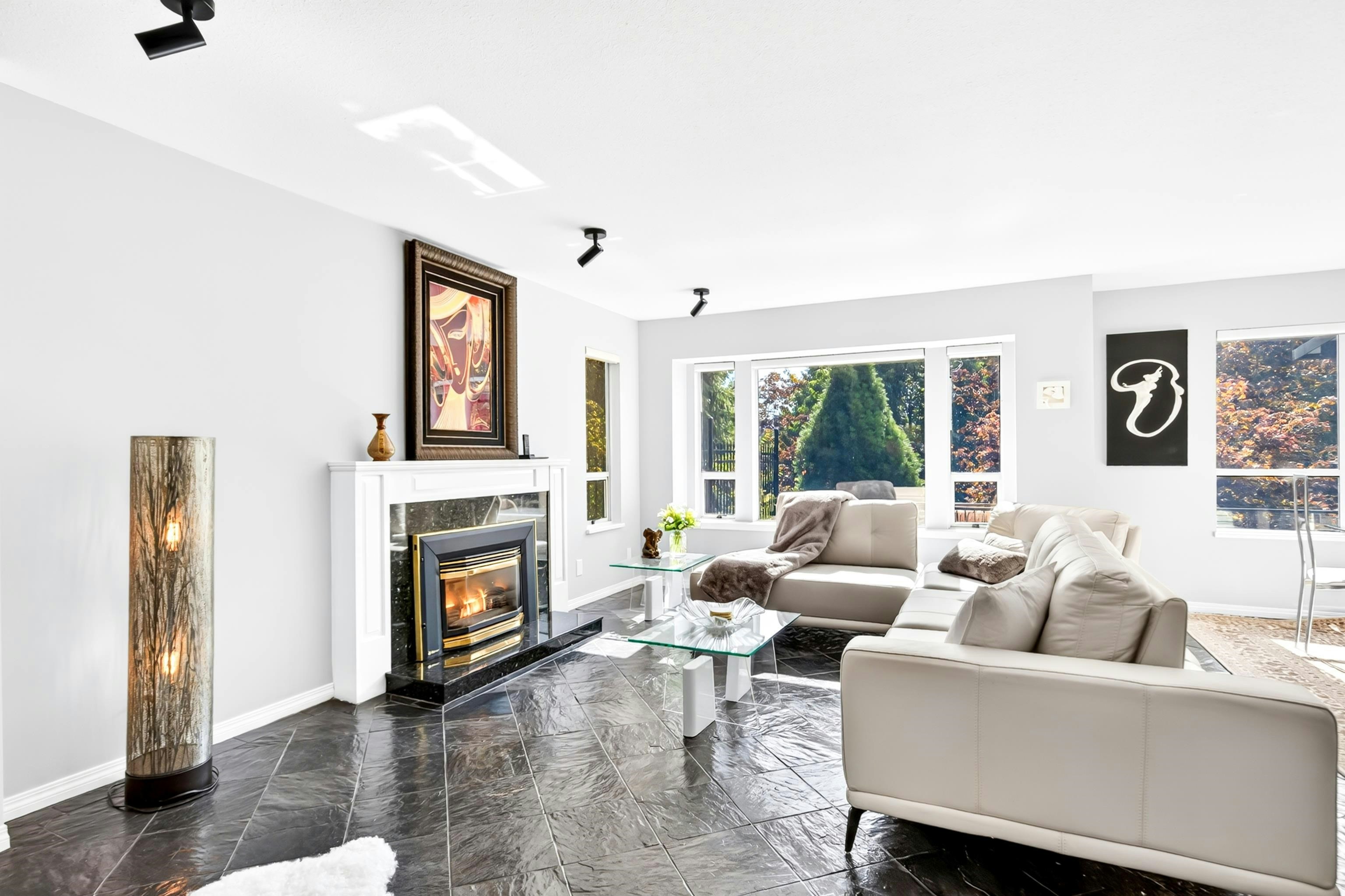647 Thurston Close - 5