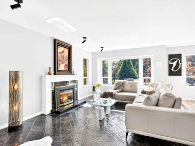 647 Thurston Close - 5