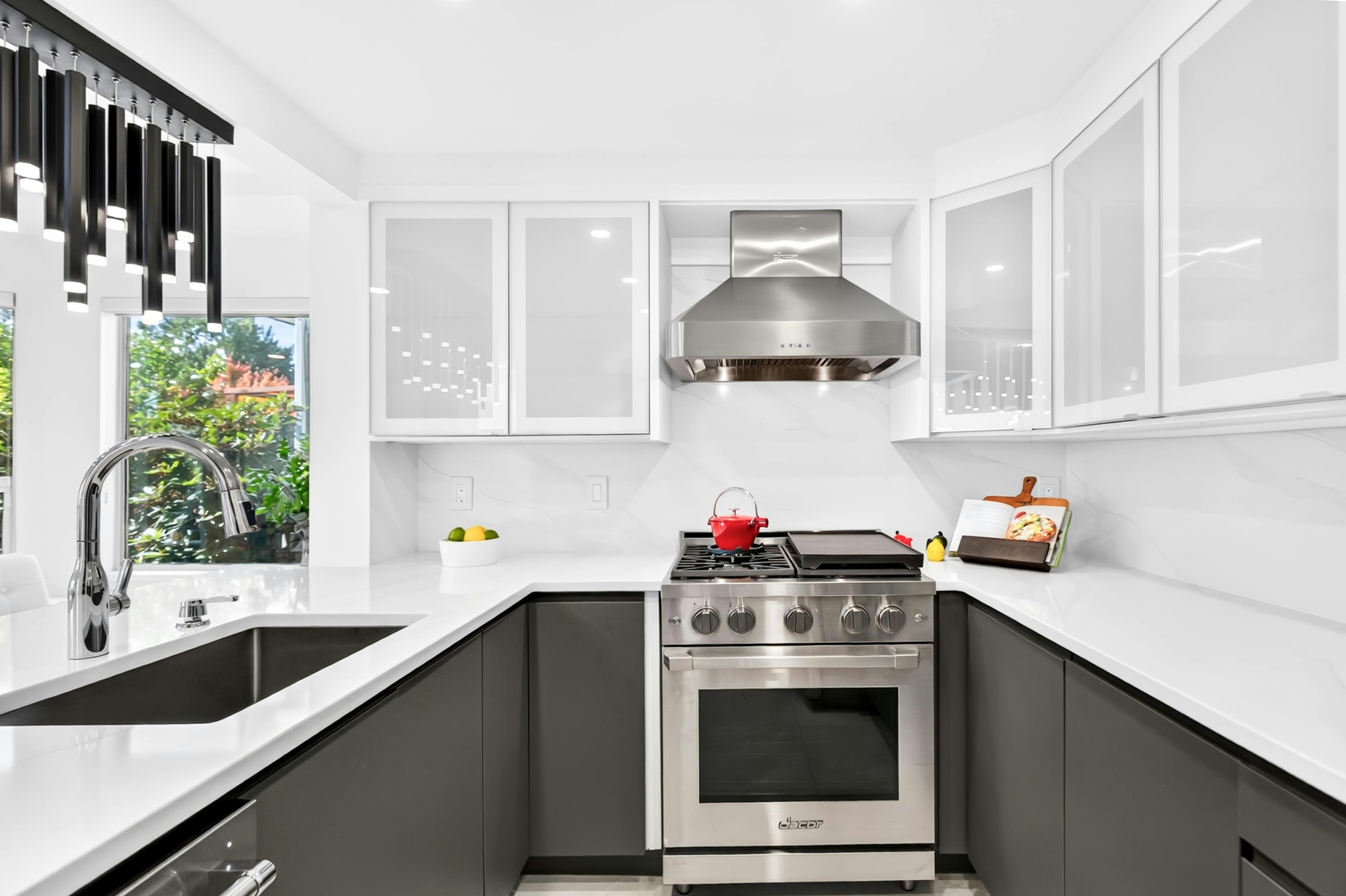 647 Thurston Close, Port Moody, BC, V3H 4J4 - 10