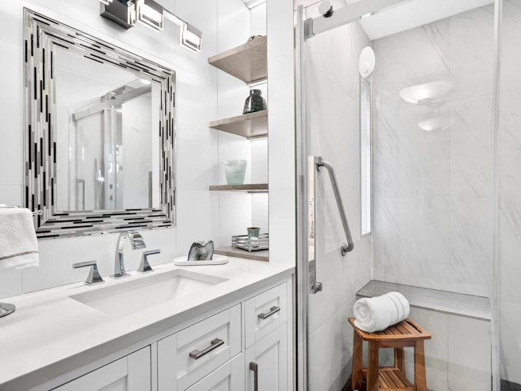 647 Thurston Close, Port Moody, BC, V3H 4J4 - 23