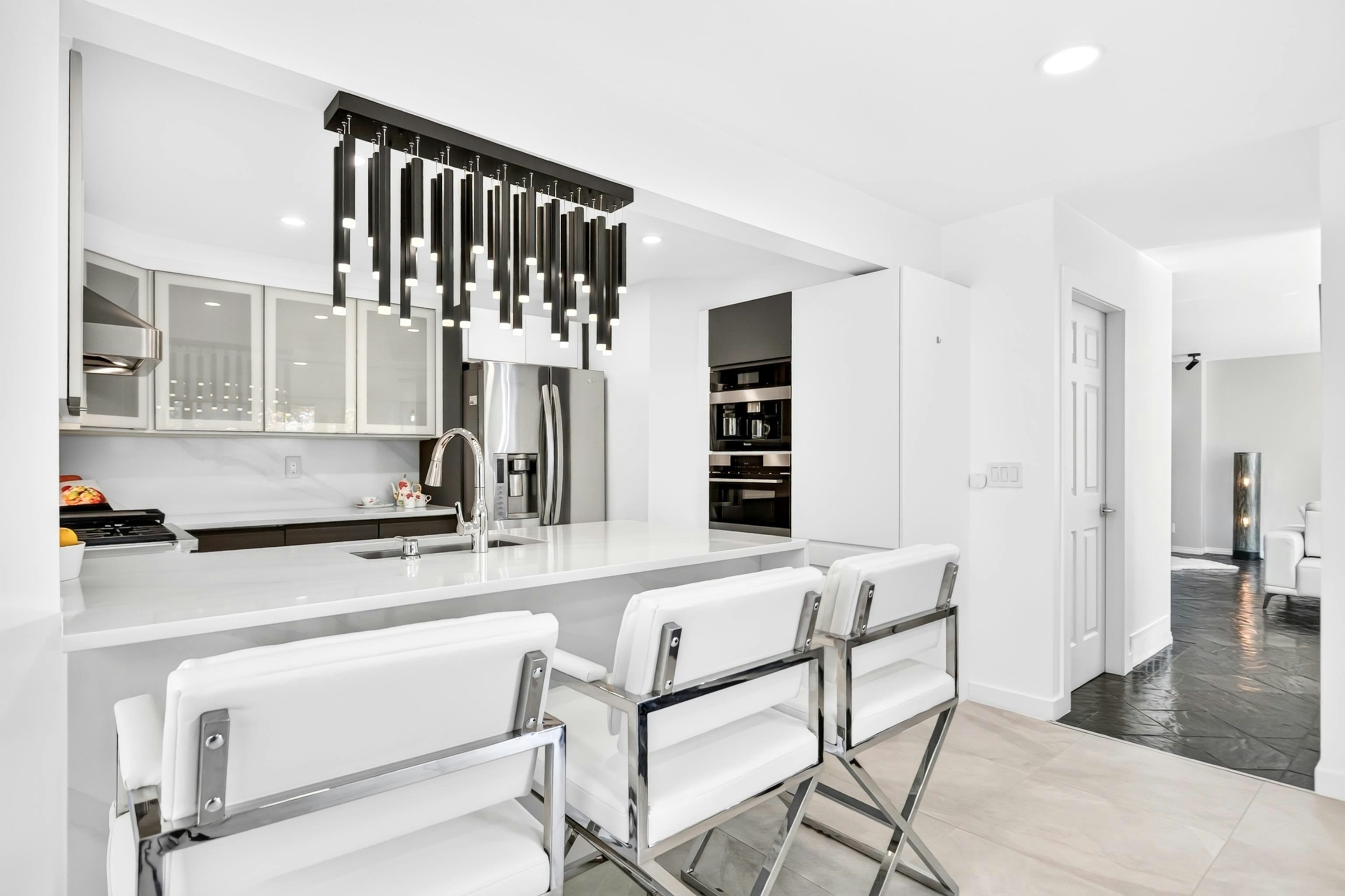 647 Thurston Close, Port Moody, BC, V3H 4J4 - 12
