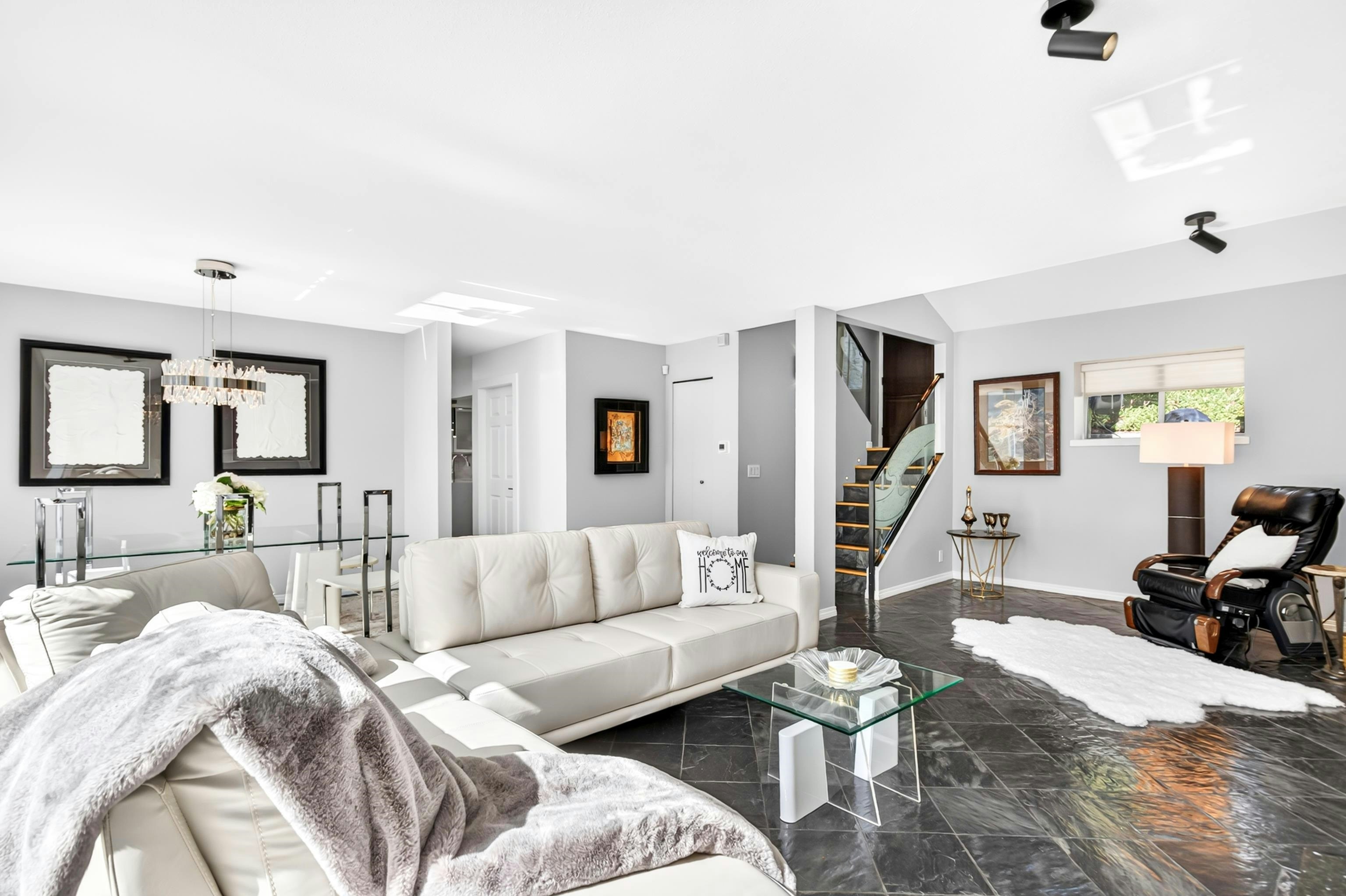 647 Thurston Close - 4