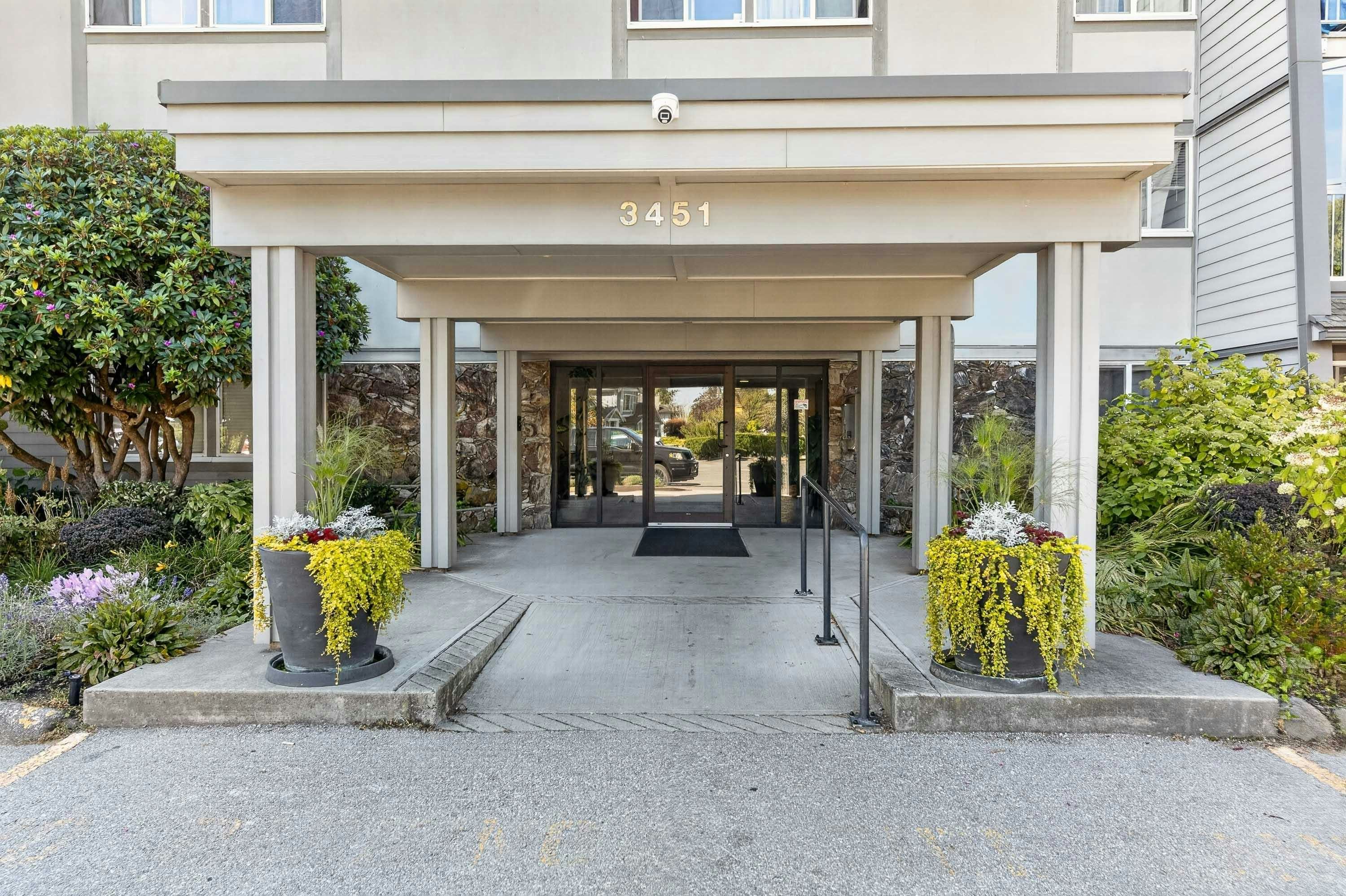 119-3451 Springfield Drive - 2