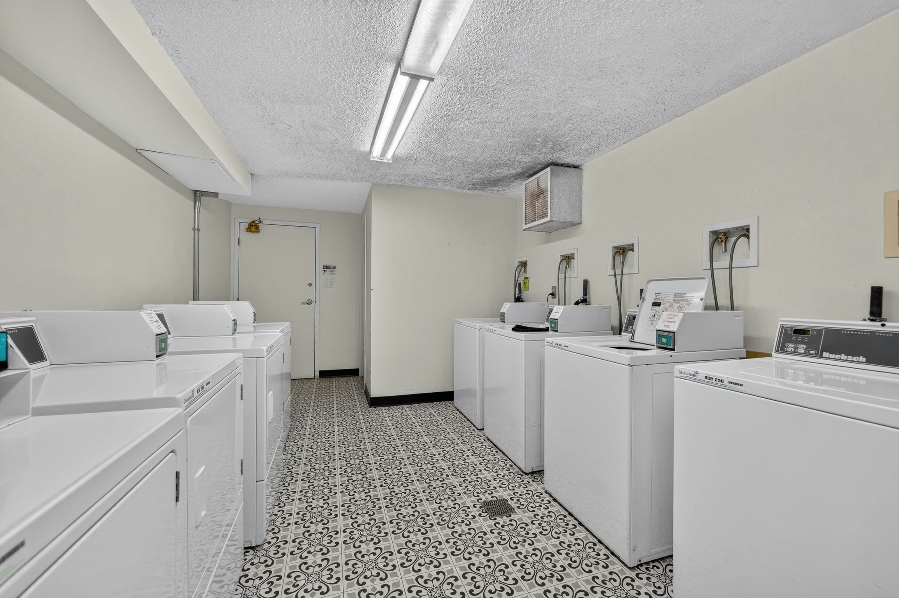 119-3451 Springfield Drive, Richmond, BC, V7E 1Z2 - 38