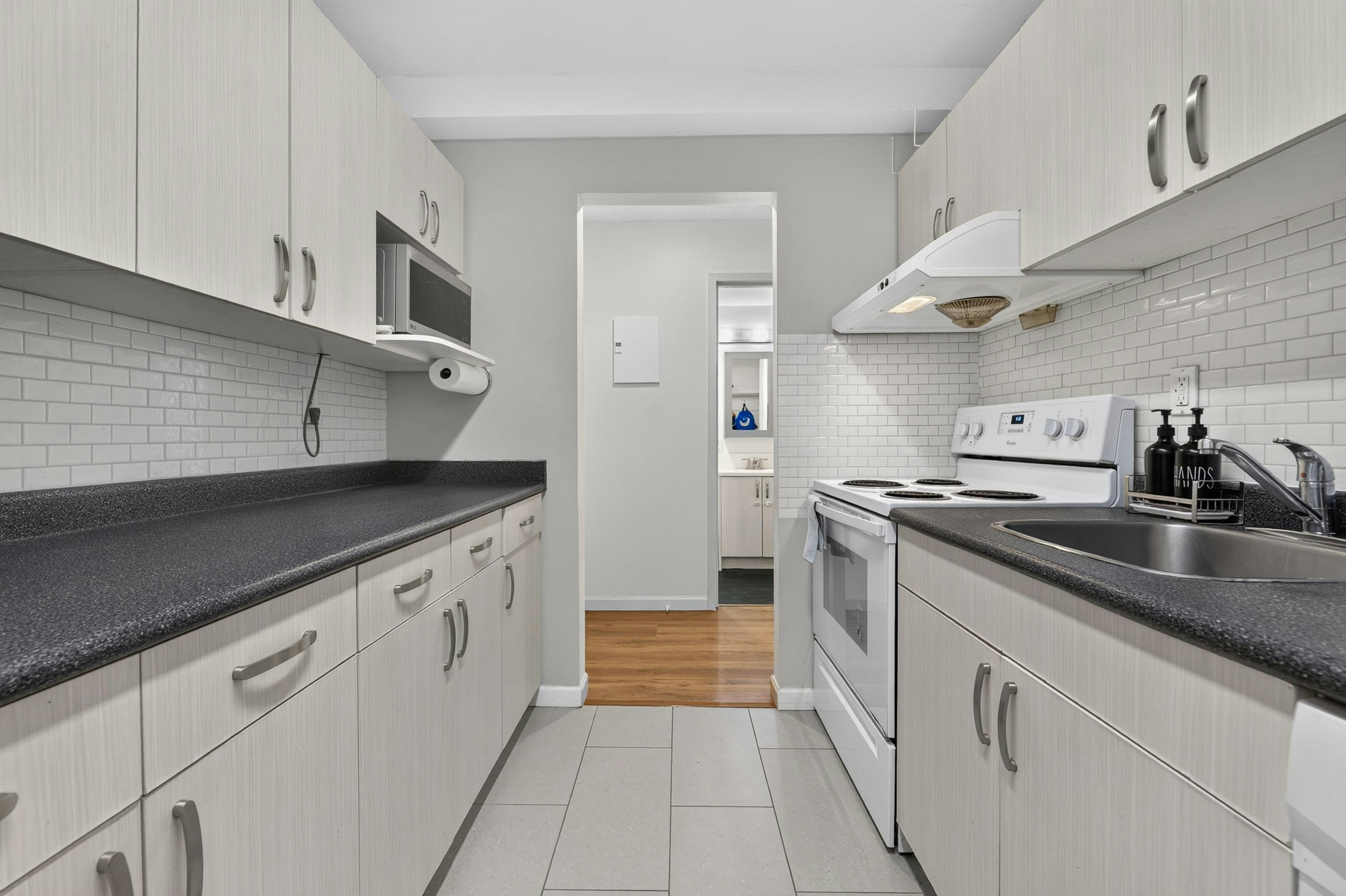119-3451 Springfield Drive, Richmond, BC, V7E 1Z2 - 14